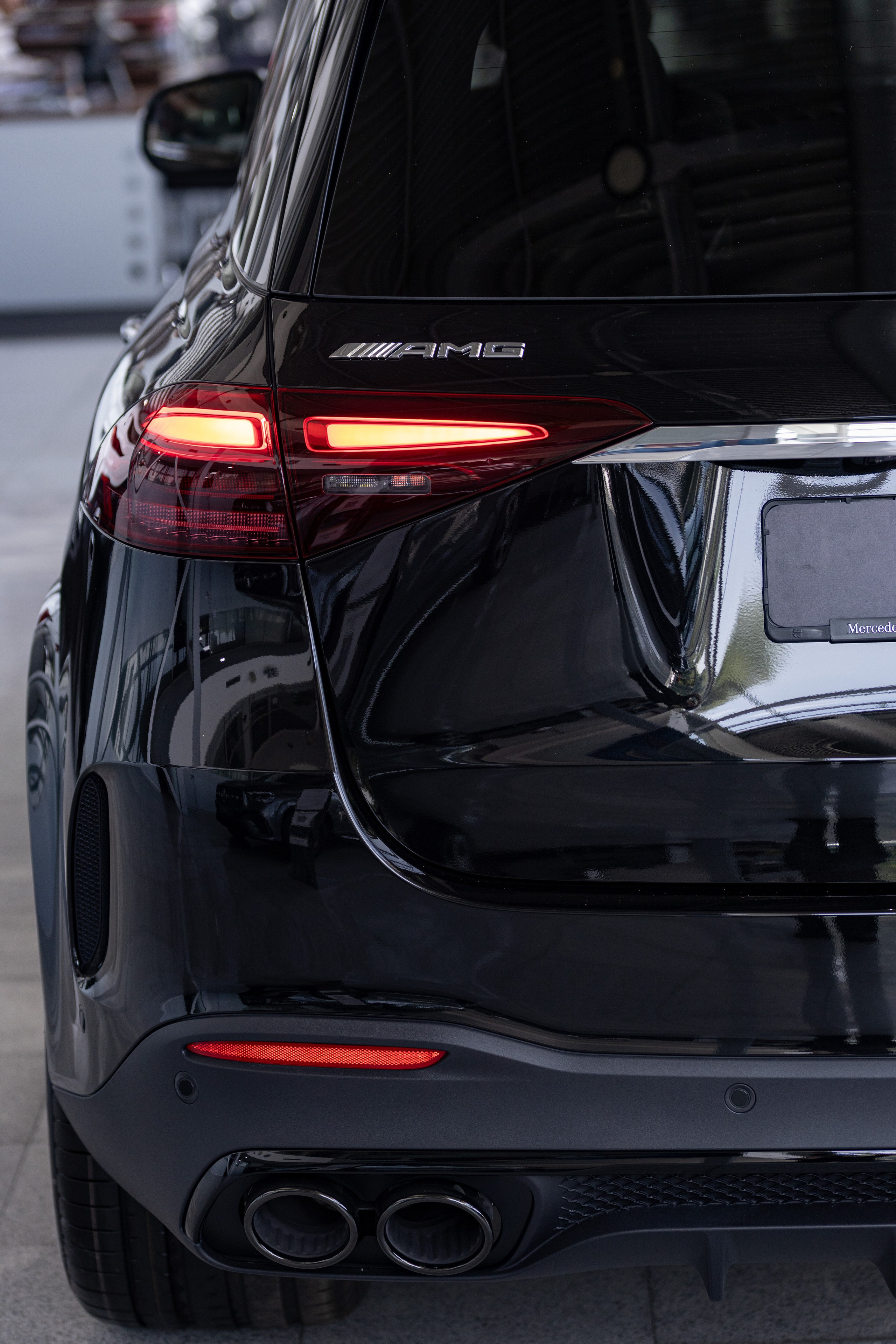 Автомобили Mercedes Benz. Коммерческий фотограф в Алматы Марина Милис. Съёмка для брендов, компаний и проектов