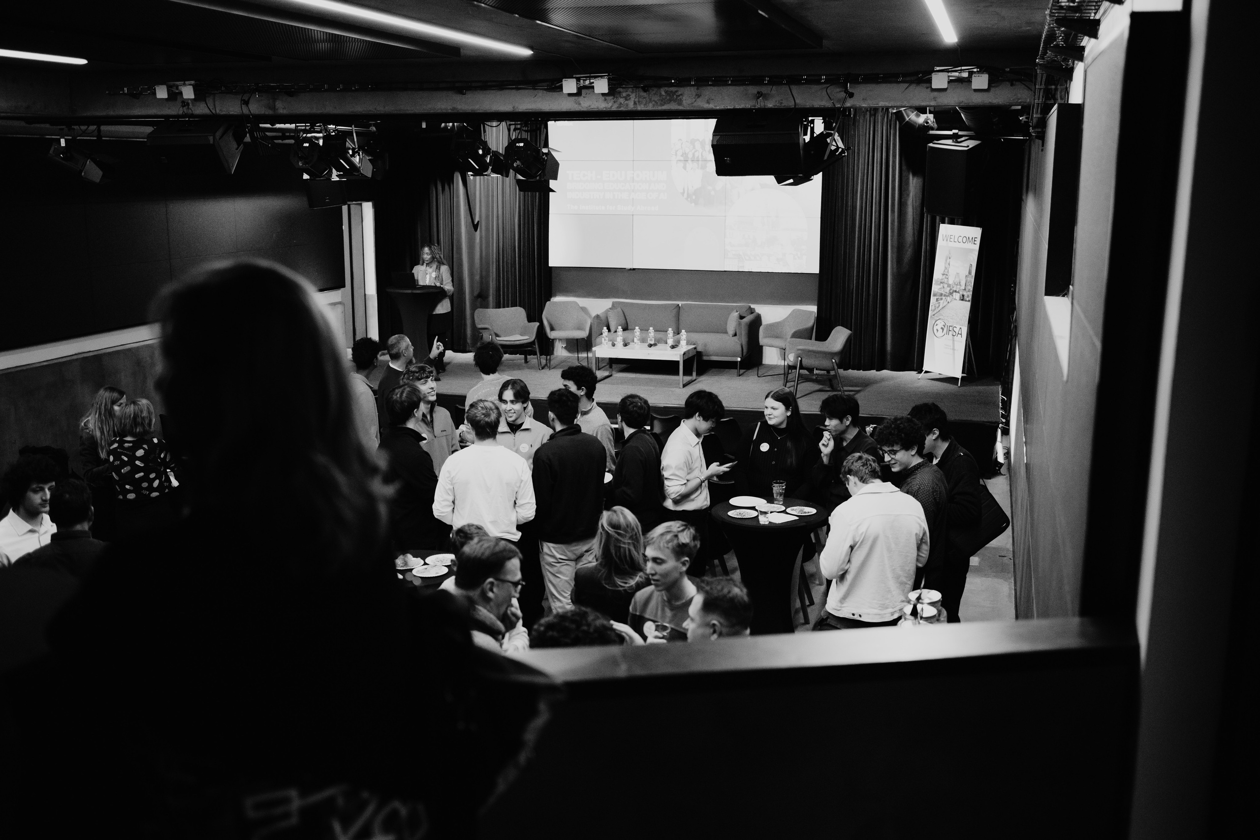 IFSA | Форум образования в эпоху ИИ. Фотограф в Праге Александр Пивоваров