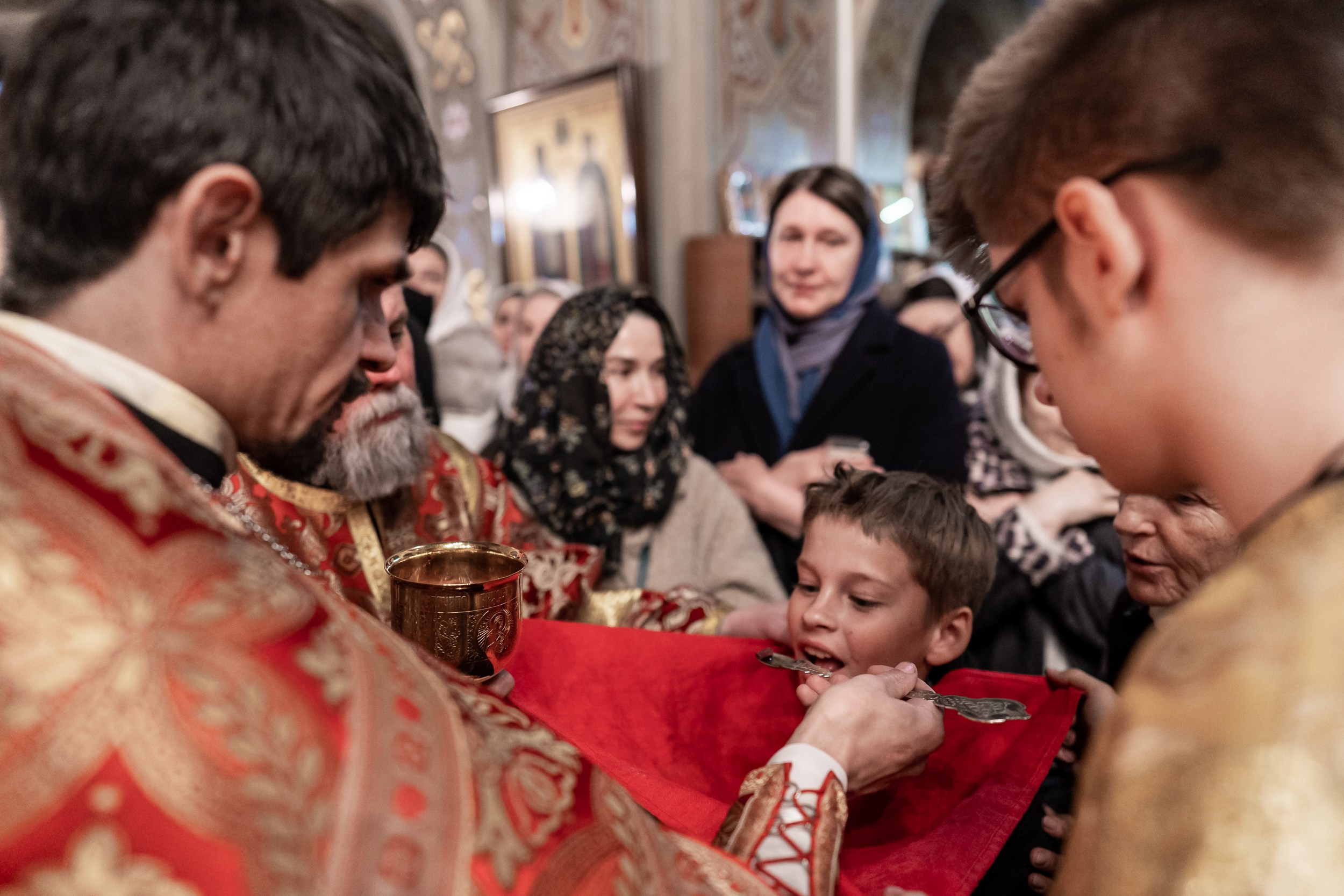 Престольный праздник в храме Воскресения Христова (Форосская церковь). Церковный фотограф Севастополь