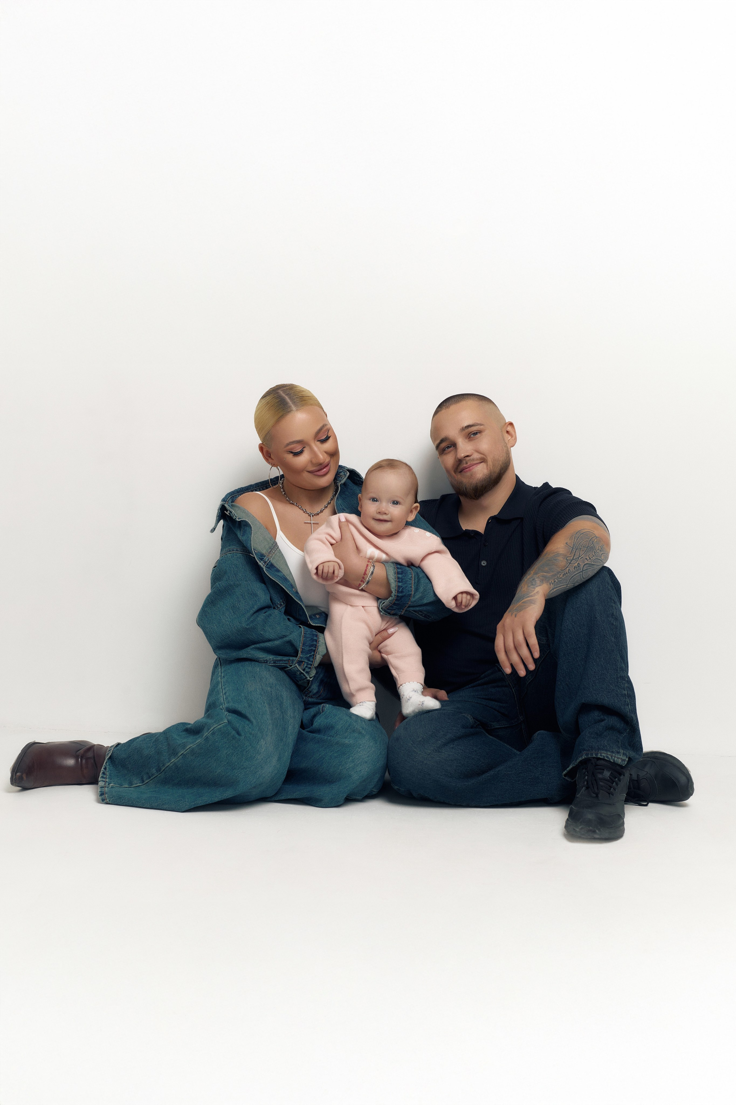 ANASTASIA & ANDREY & AVRORA. Ася Солопова, фотограф Тюмень