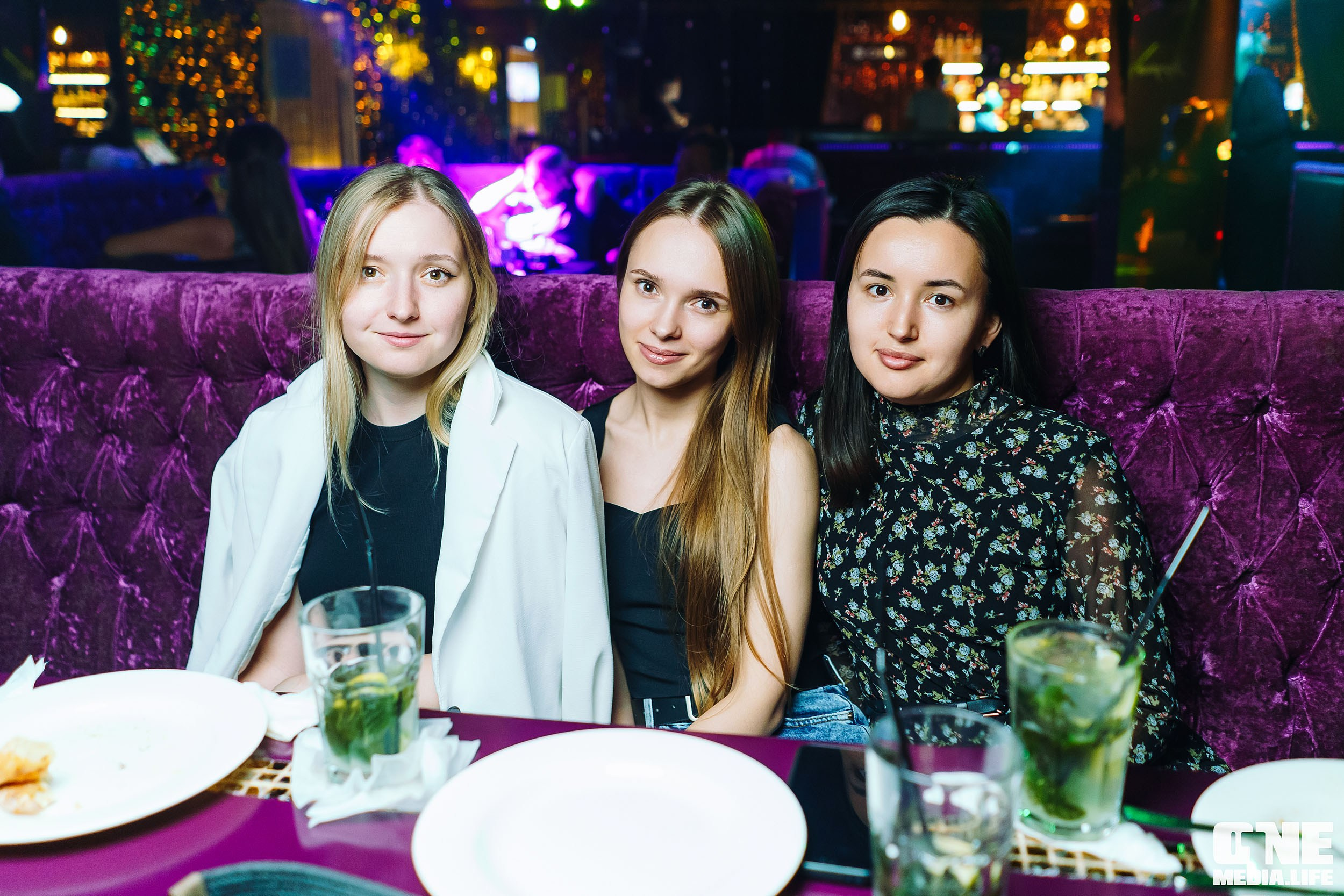 Фоторепортаж из караоке-клуба Эйфория. One Media Life: фоторепортажи, фотоотчеты с мероприятий и заведений