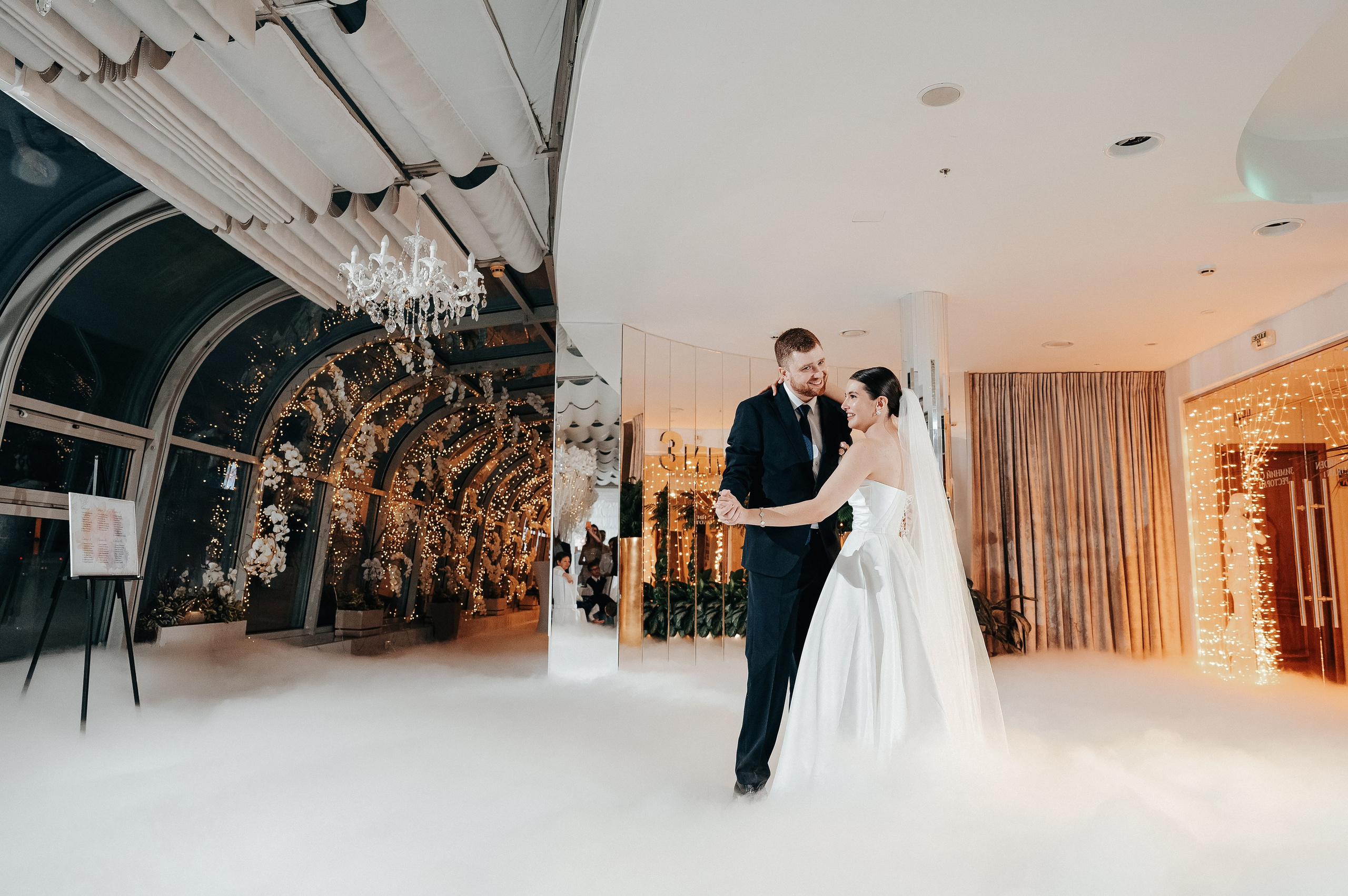 Свадебные приключения красивых и счастливых в Москве. Таганский ЗАГС + Golden Ring. Свадебный и семейный фотограф Виктория Носачёва. Щелково, Москва и МО