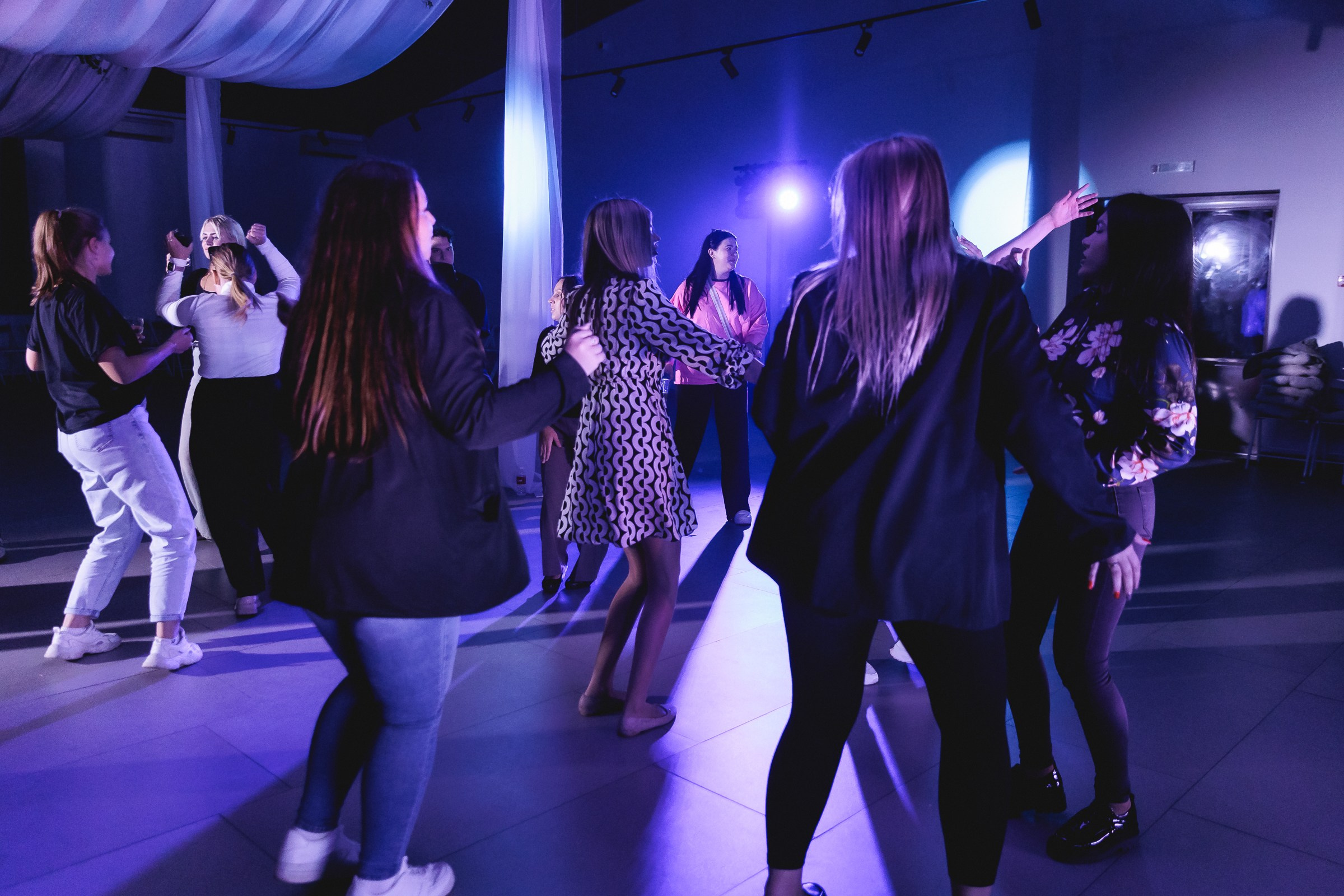 Тимбилдинг компании ПКБ. Фотограф в Волгограде — Александра Искандерова