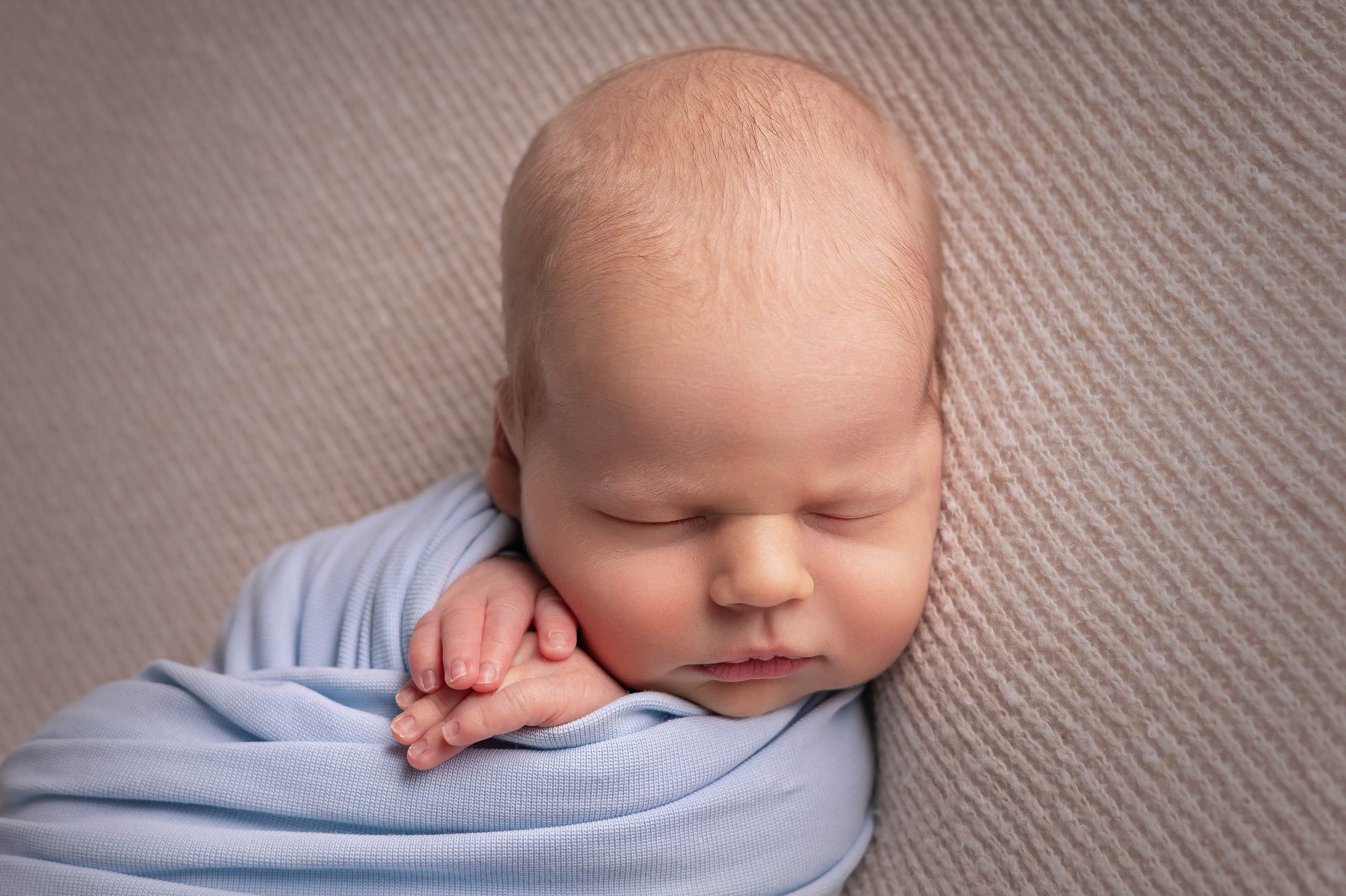 Фотосессия новорожденных в Ижевске. Фотограф новорожденных в Ижевске Анастасия Преснякова