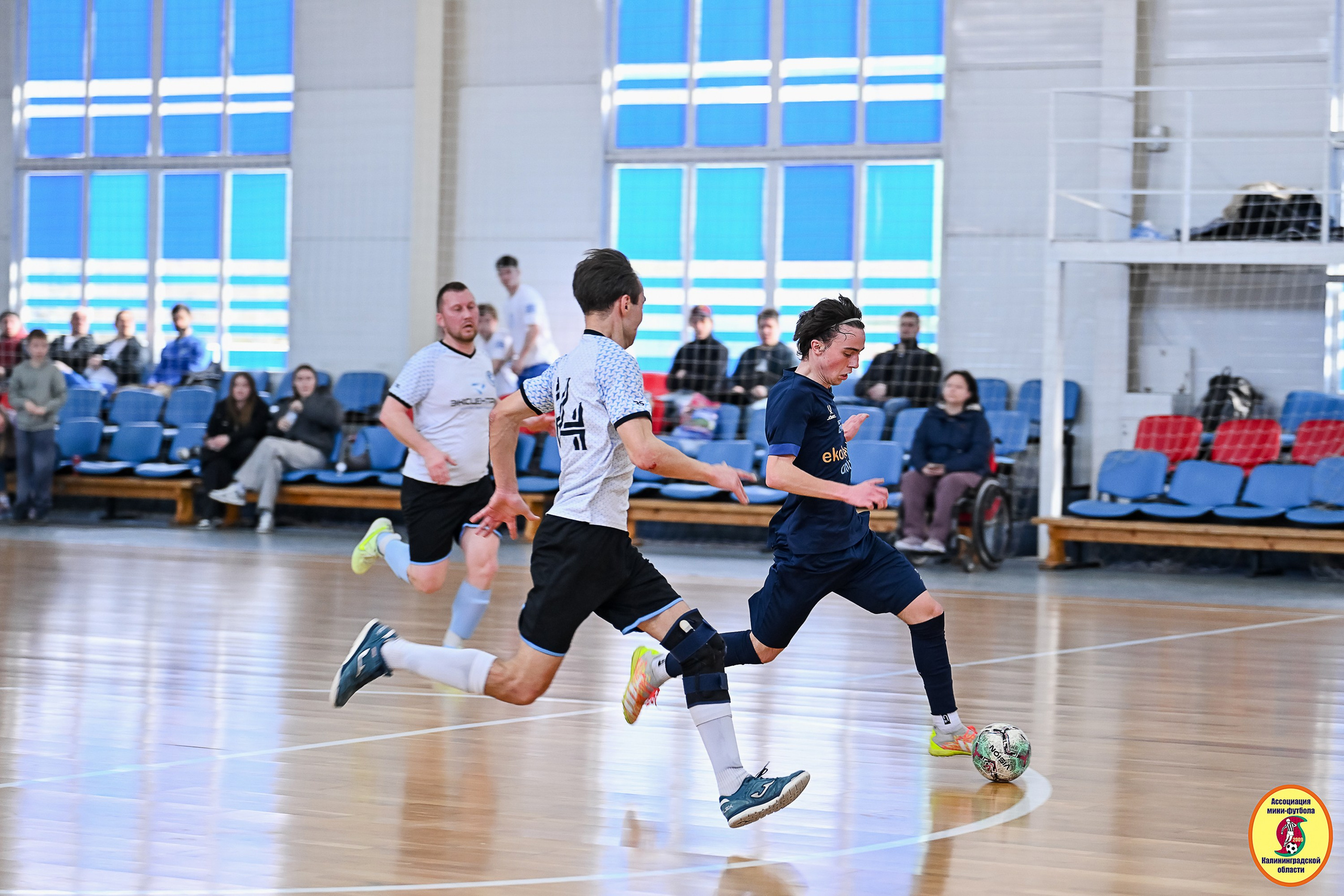 Корпоративная Бизнес Лига по футзалу — Весна 2026. VIBECITY.RU Вайб Сити Ру Фоторепортажи Фотоотчеты Калининград