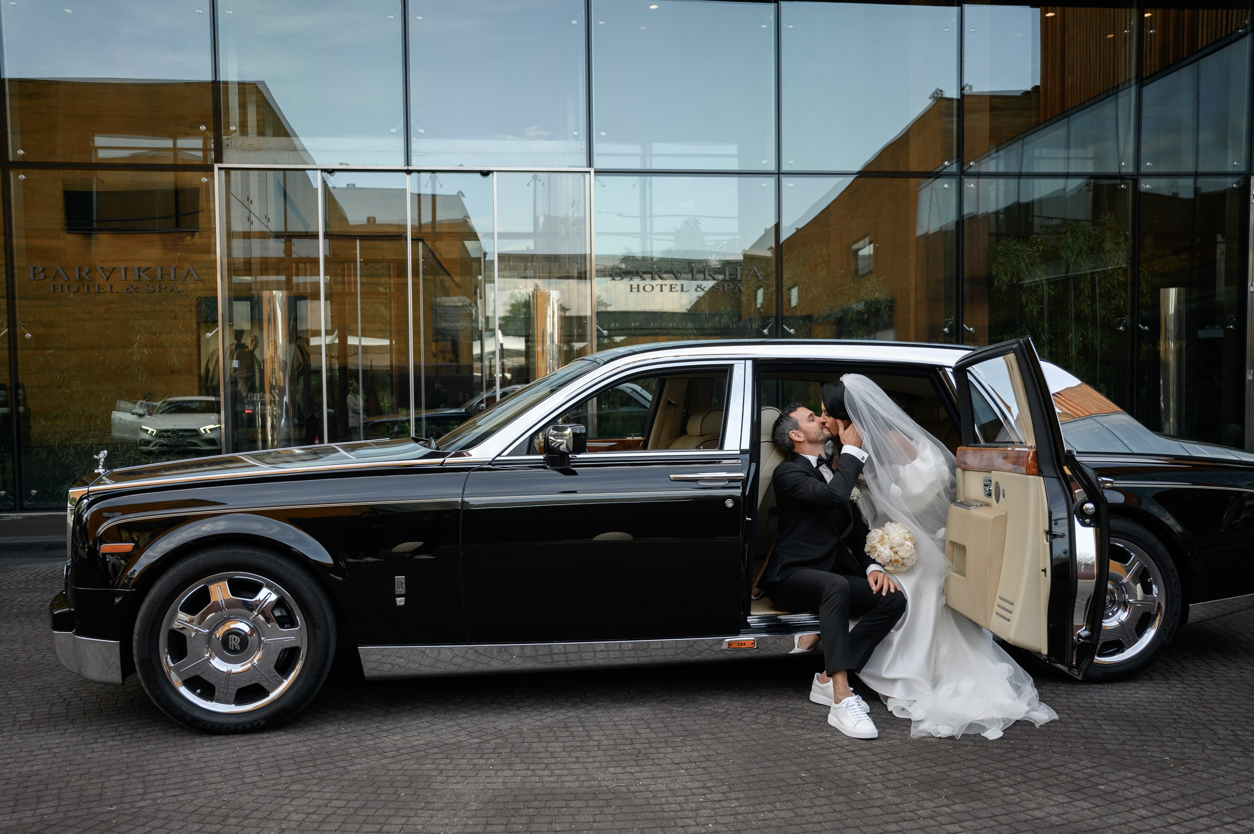 Свадьба для двоих в Москва-Сити и Барвихе luxury village. Semerlina.ru