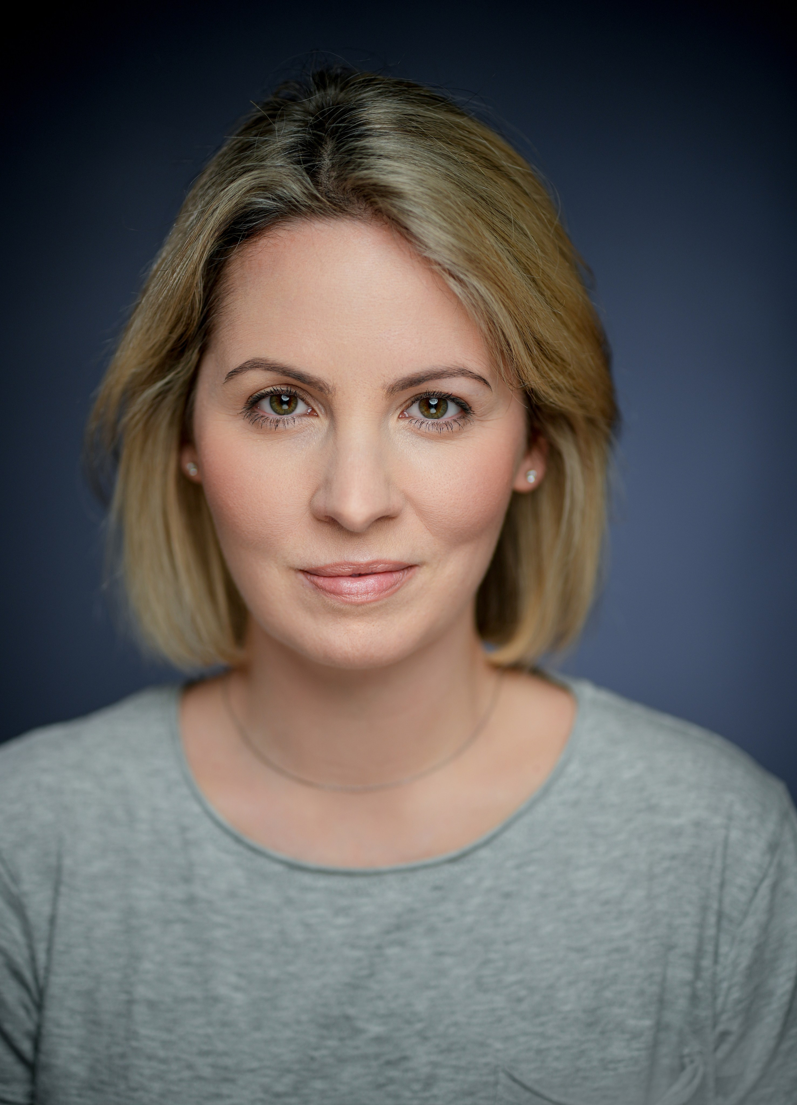 Актриса Елизавета Олиферова. Портретная съемка в Москве, студийный фотограф Игорь Фомин