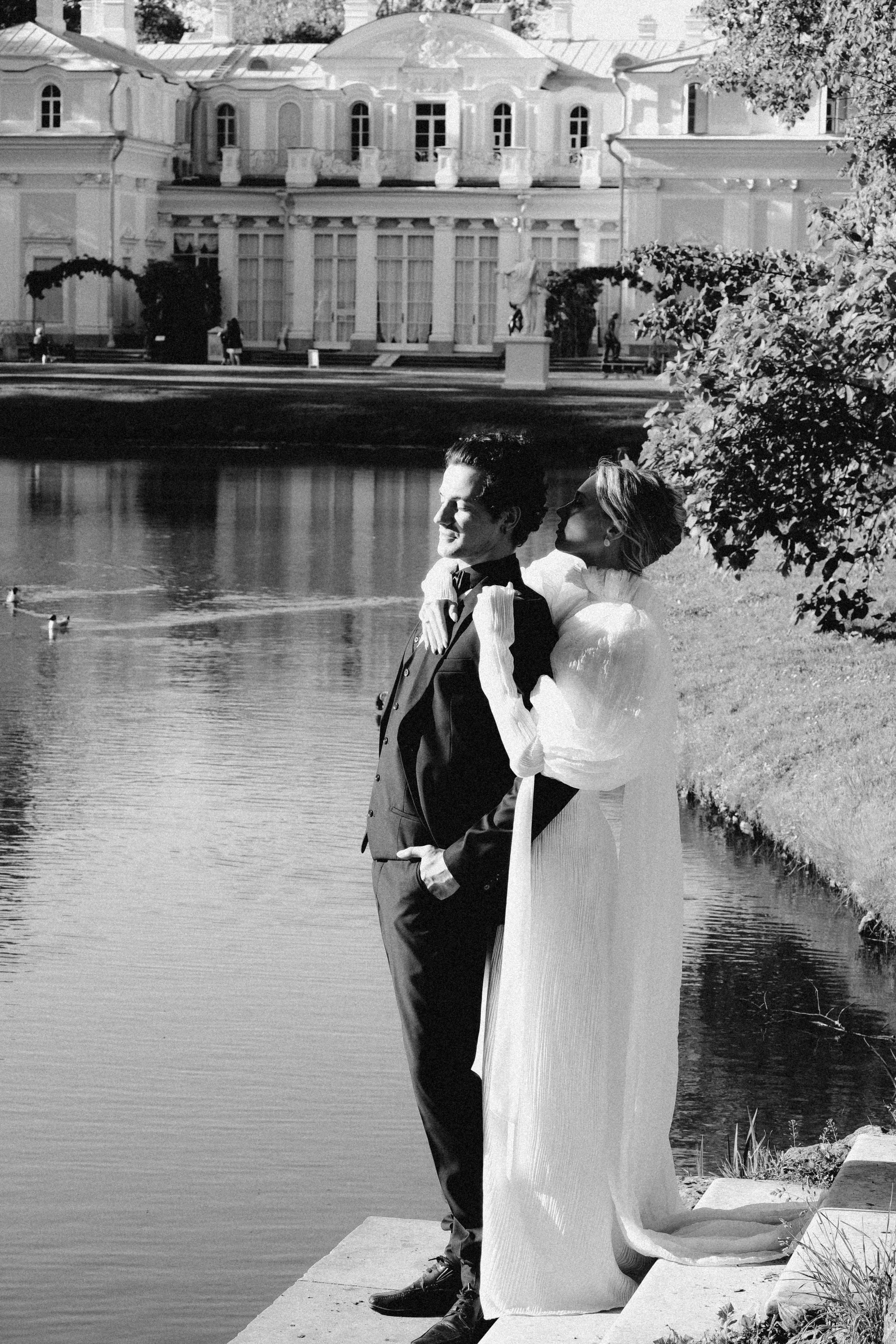 СВАДЕБНАЯ СЬЕМКА В ПАРКЕ ОРАНИЕНБАУМ. Профессиональный фотограф, Санкт-Петербург — Виктория Богомолова
