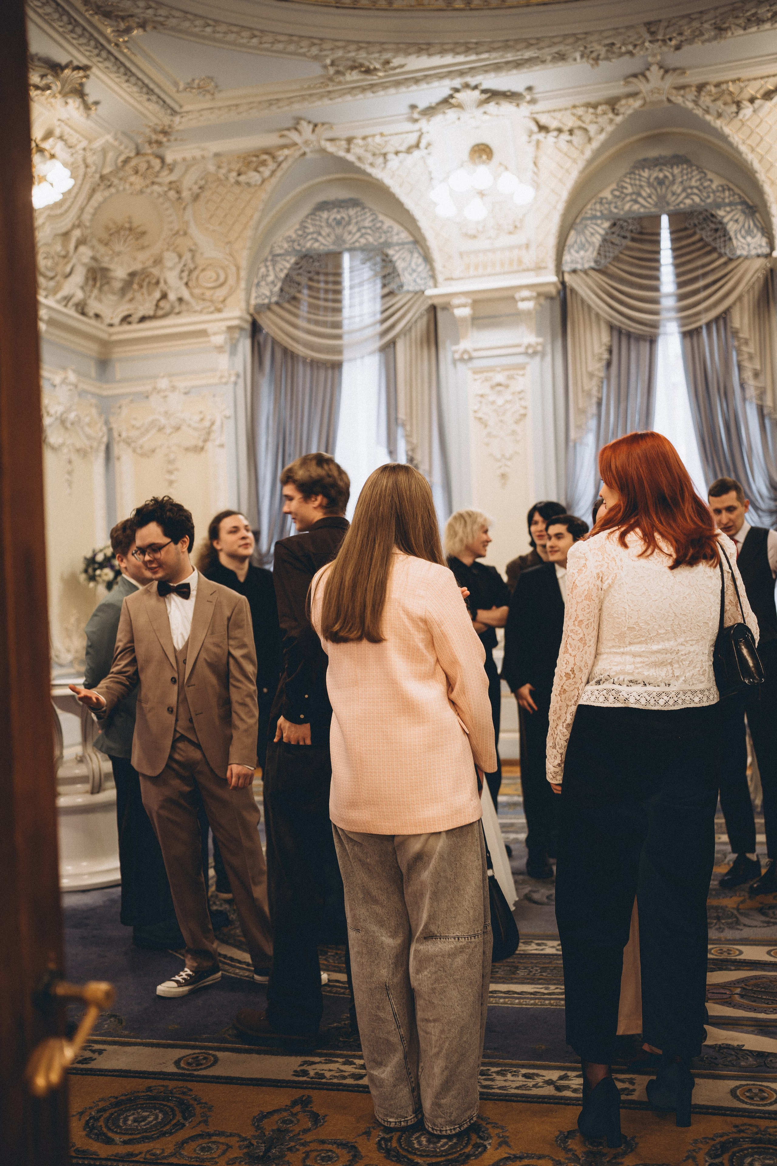 СВАДЕБНАЯ СЬЕМКА ВО ВТОРОМ ДВОРЦЕ С ГОСТЯМИ И ПРОГУЛКА В ТАВРИЧЕСКОМ САДУ. Профессиональный фотограф, Санкт-Петербург — Виктория Богомолова