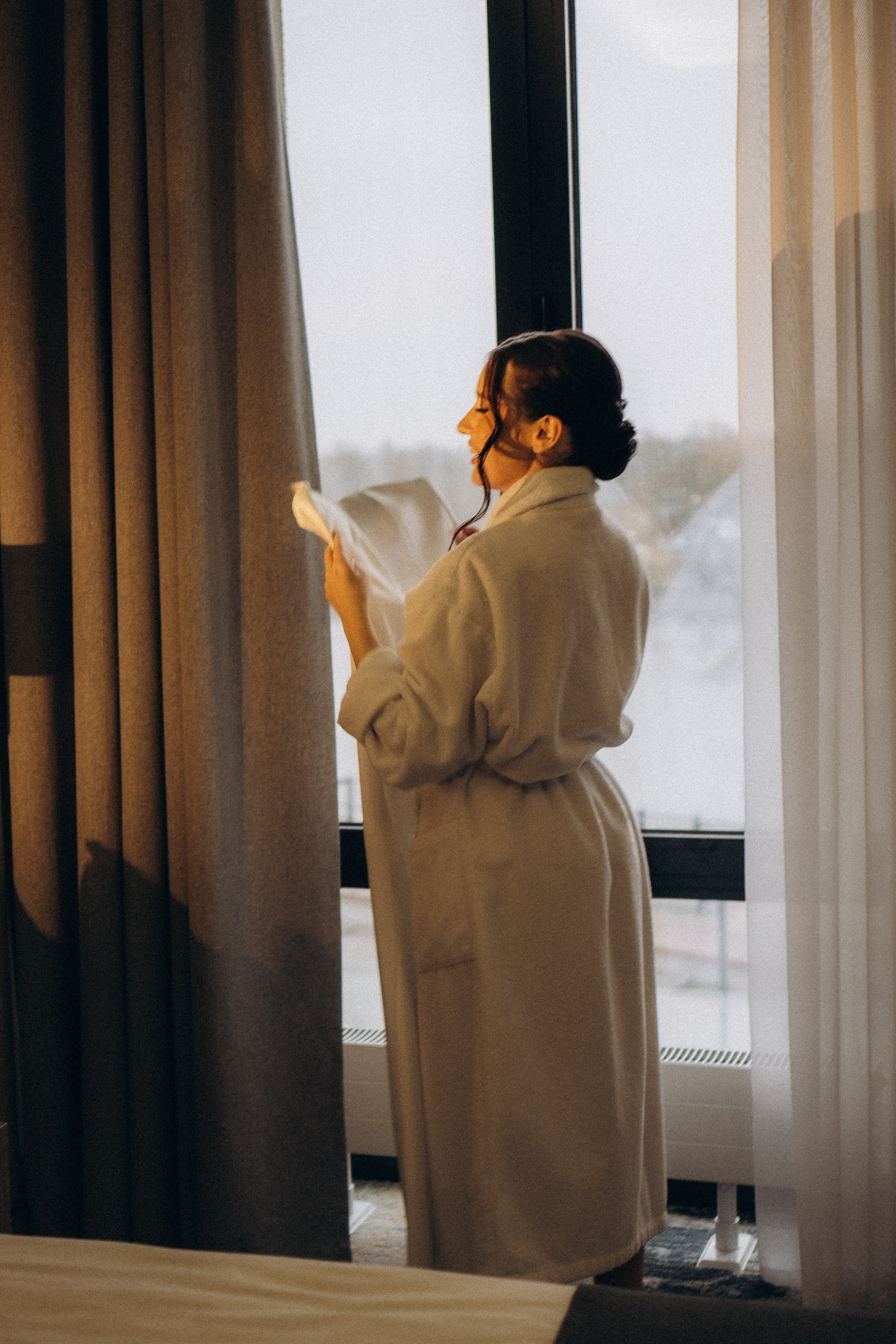 СВАДЕБНАЯ СЬЕМКА СБОРОВ ЖЕНИХА И НЕВЕСТЫ В ОТЕЛЕ И ТАКЖЕ ФОТОСЕССИИЯ В ОТЕЛЕЕ МЕГАПОЛИС БРЯНСК. Профессиональный фотограф, Санкт-Петербург — Виктория Богомолова