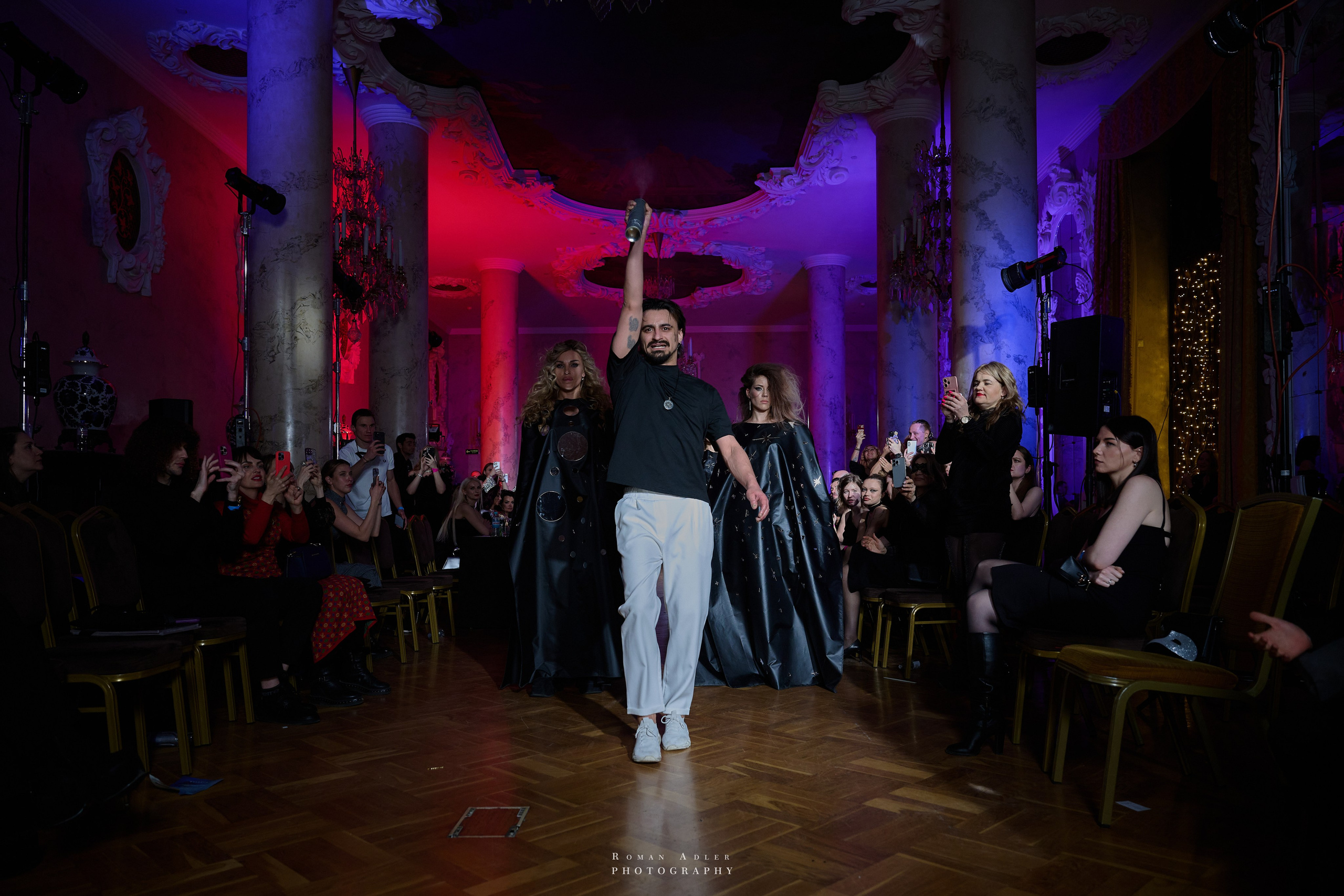 Шоу Андрея Вишневского. Фотограф Роман Адлер