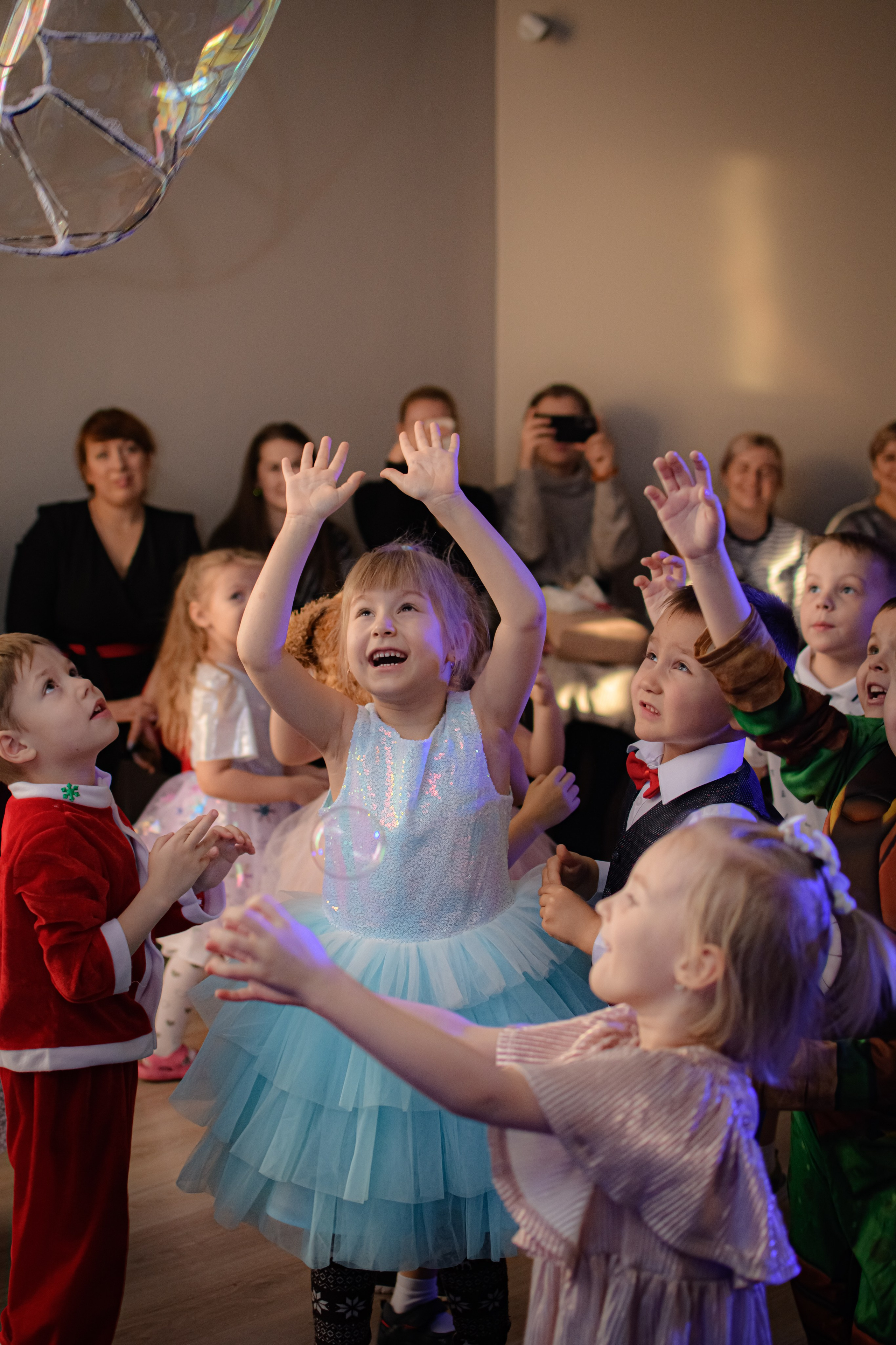 HAPPY NEW YEAR. Photokarish