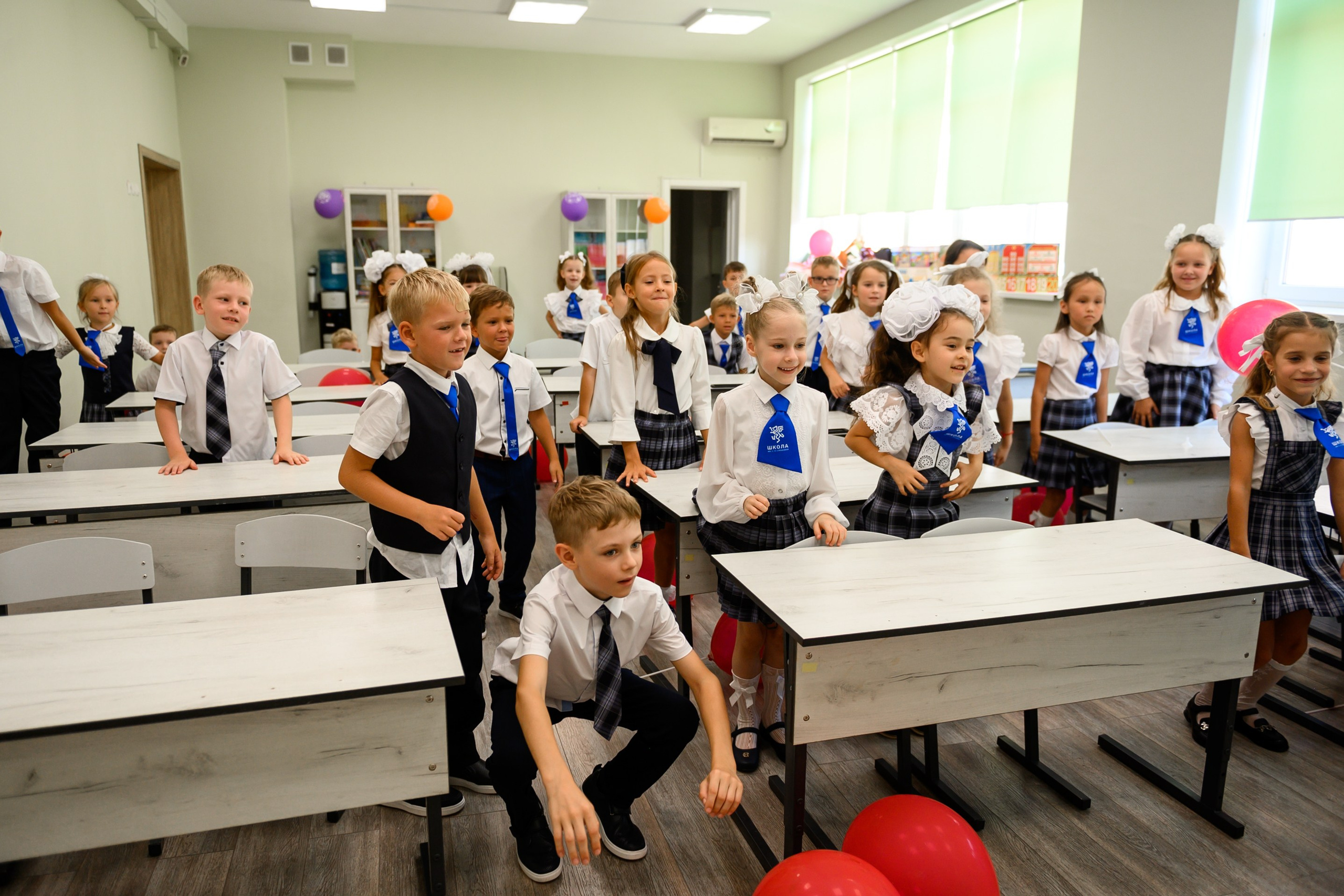 Первый раз в первый класс школа Страховой. Свадебный и семейный фотограф София Невская