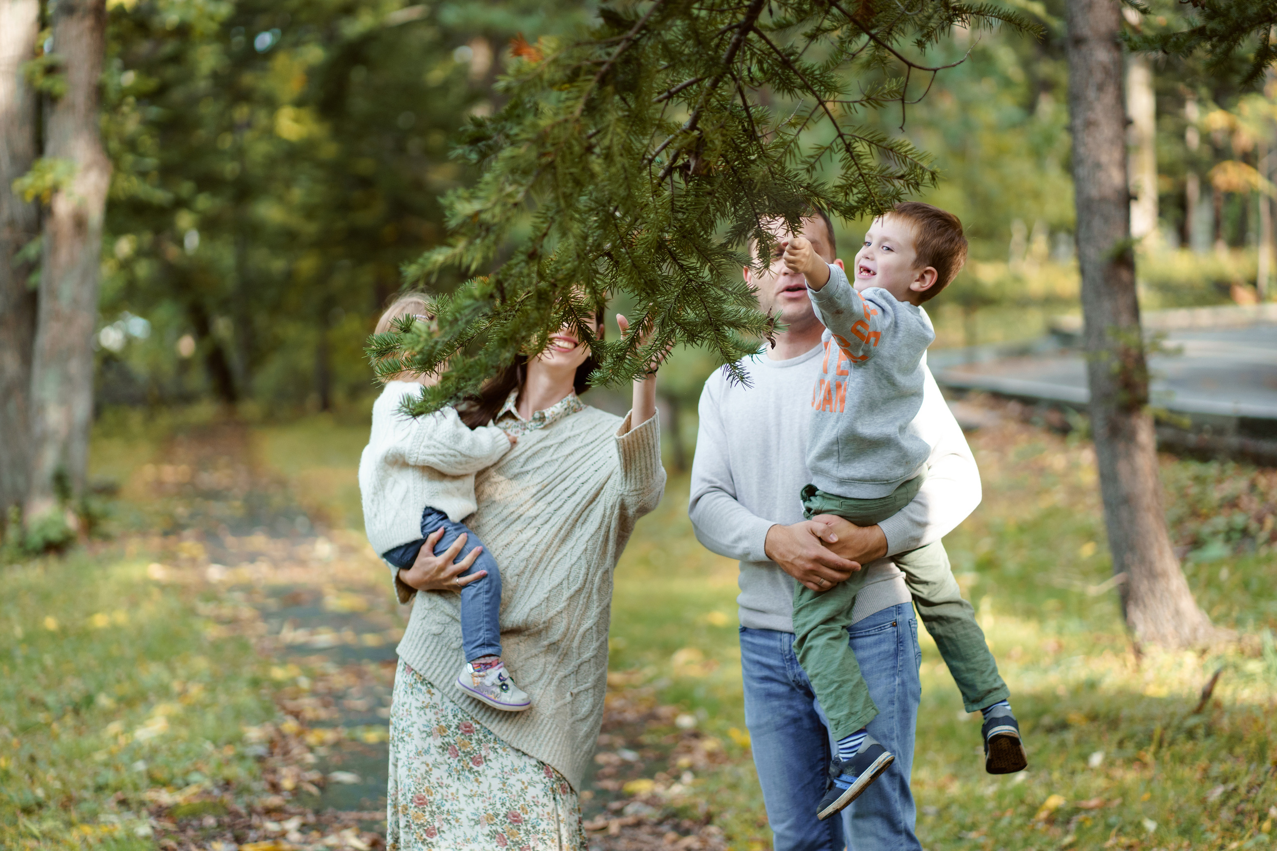 Катюша, Женя, Паша, Саша. Nadia Fay