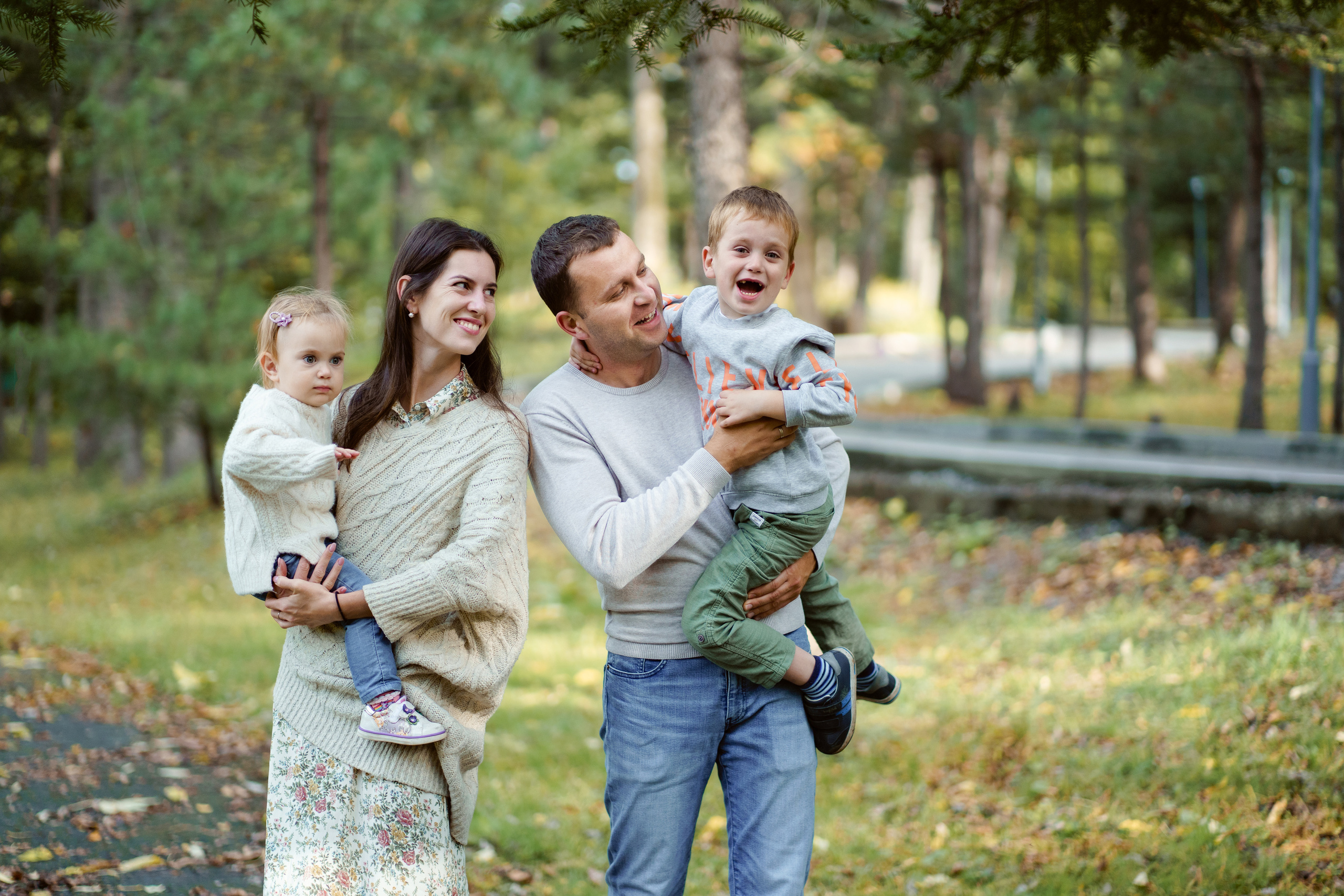 Катюша, Женя, Паша, Саша. Nadia Fay