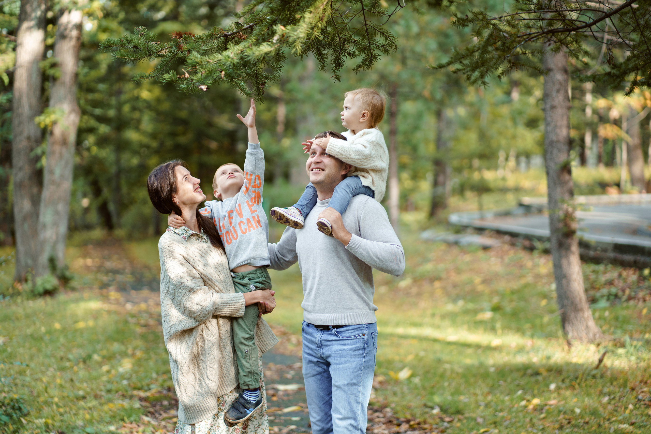 Катюша, Женя, Паша, Саша. Nadia Fay