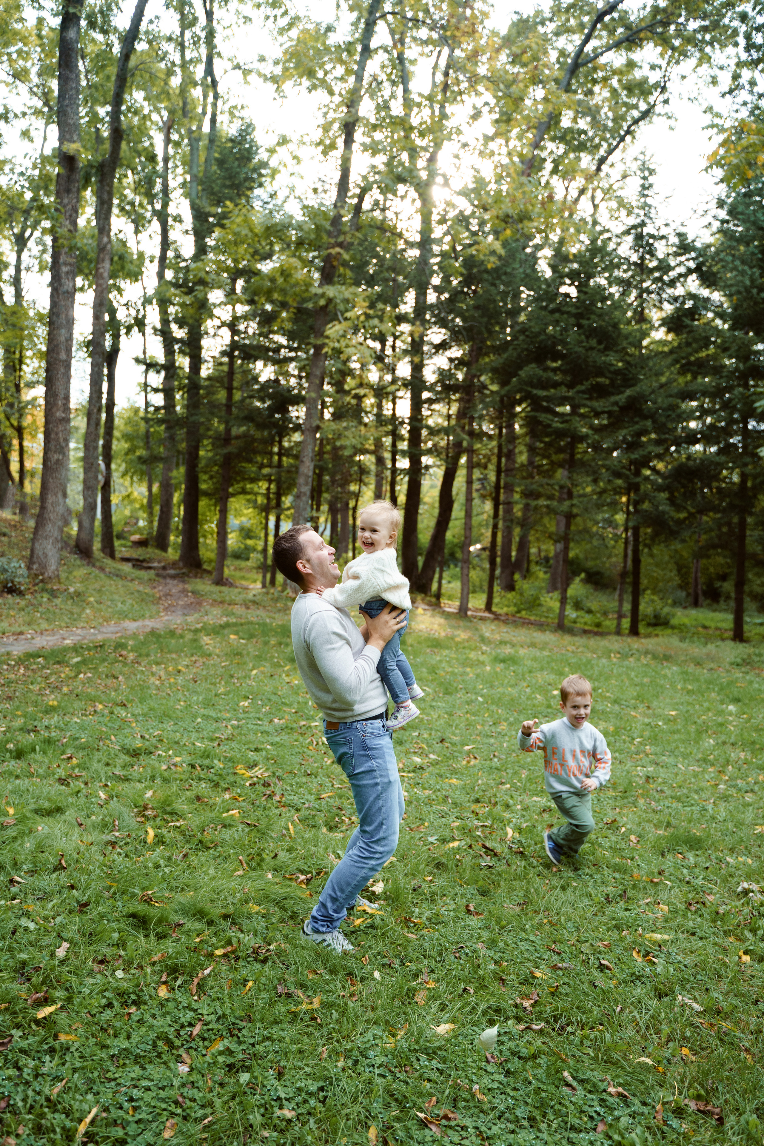 Катюша, Женя, Паша, Саша. Nadia Fay