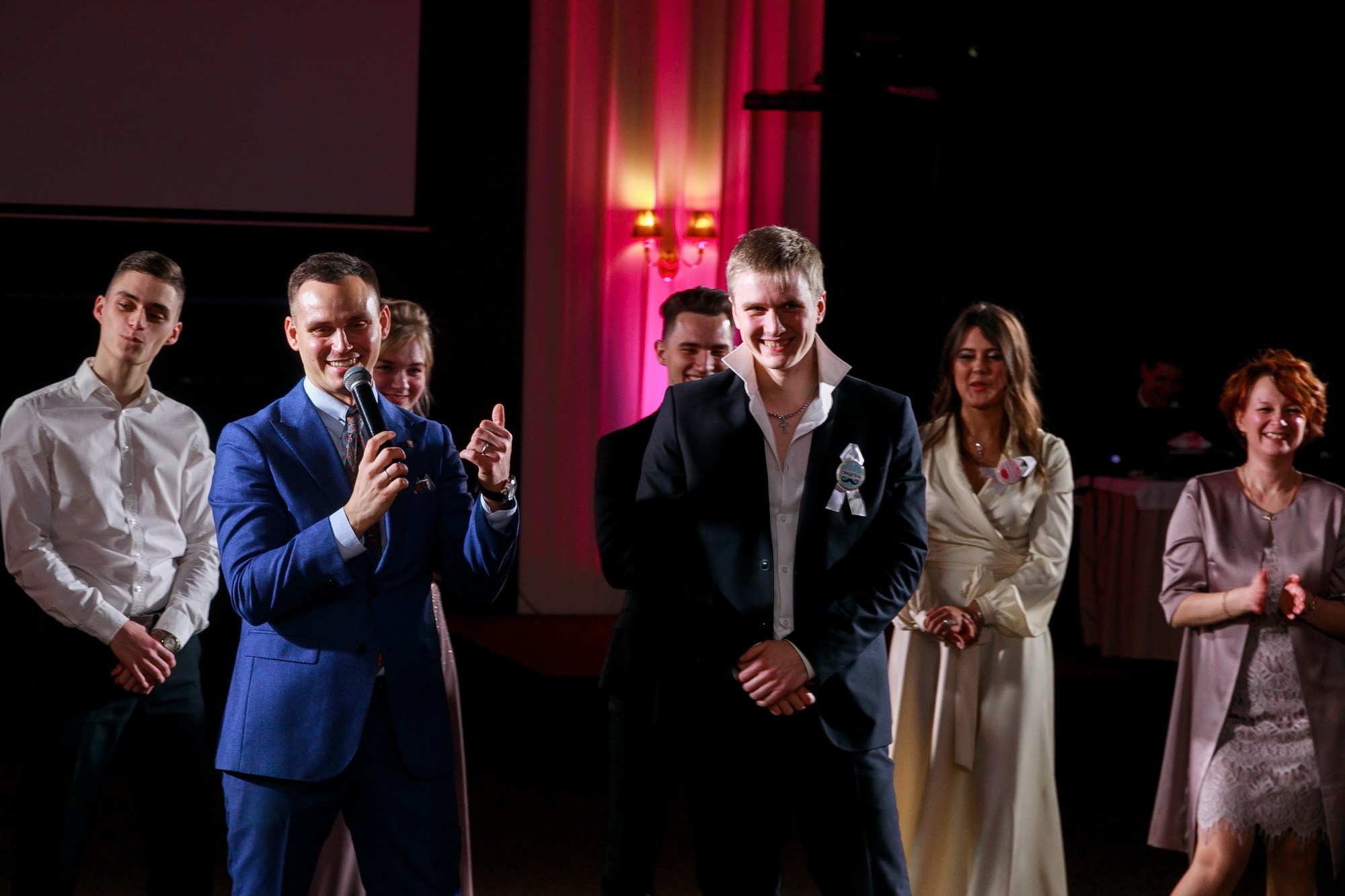 Свадьба с огоньком. Фотограф крещение венчание в Петербурге! Помогает подобрать храм и посоветовал душевного батюшку в СПб