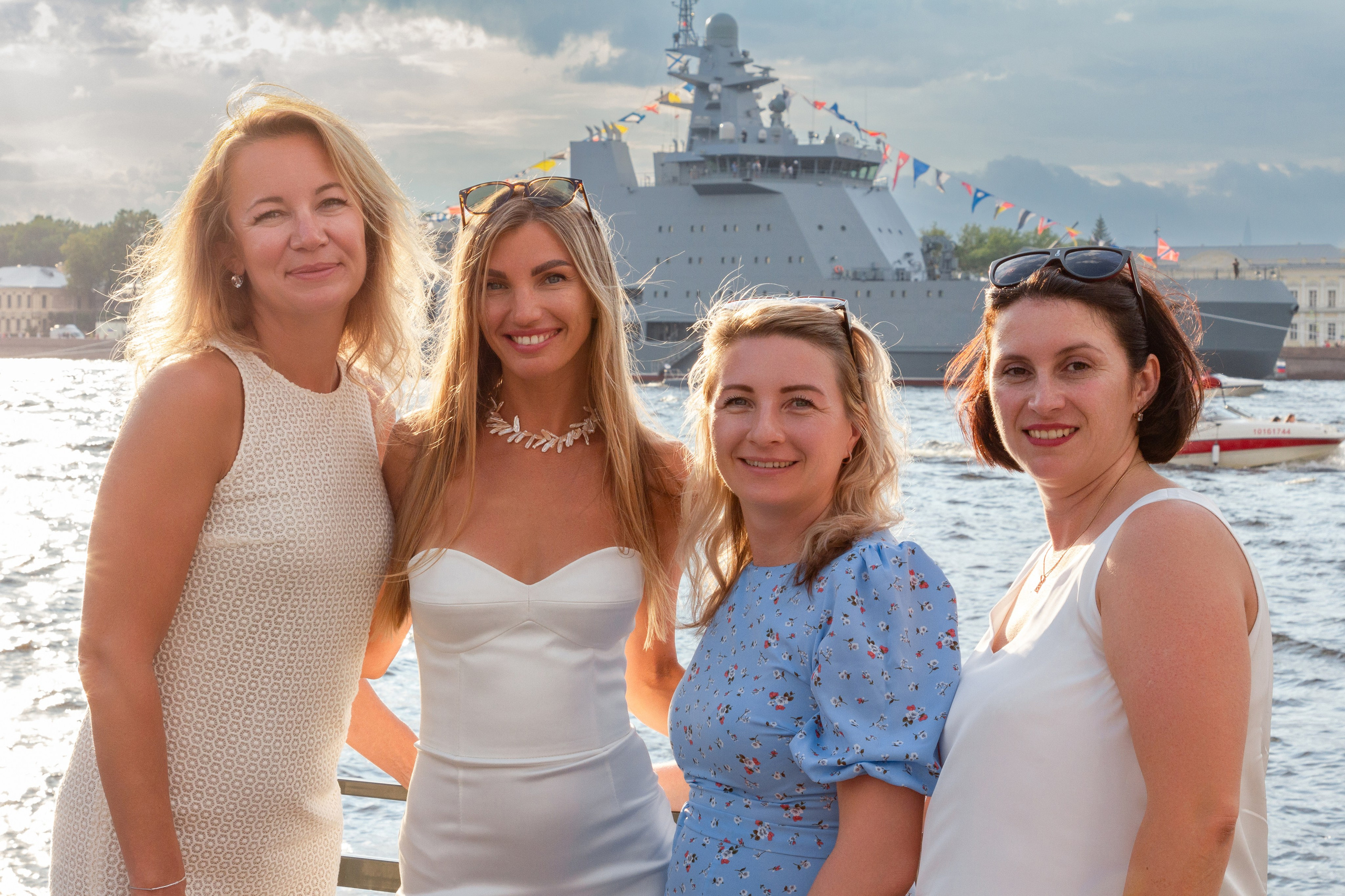 Встреча подруг. Портретный и семейный фотограф в Санкт-Петербурге Ульяна Жукова