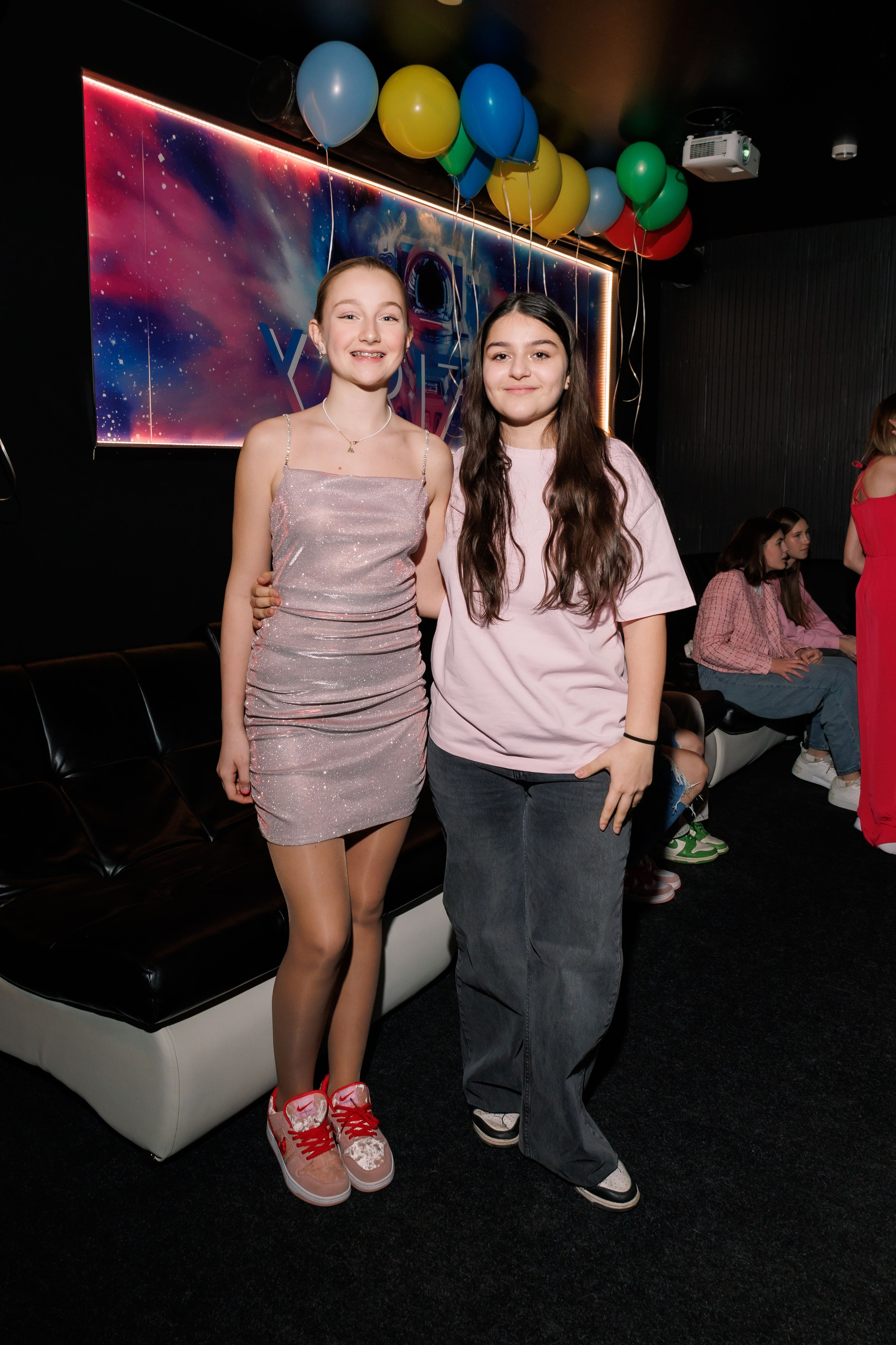 День Рождения в караоке. Фотограф в Москве Дмитрий Емельянов