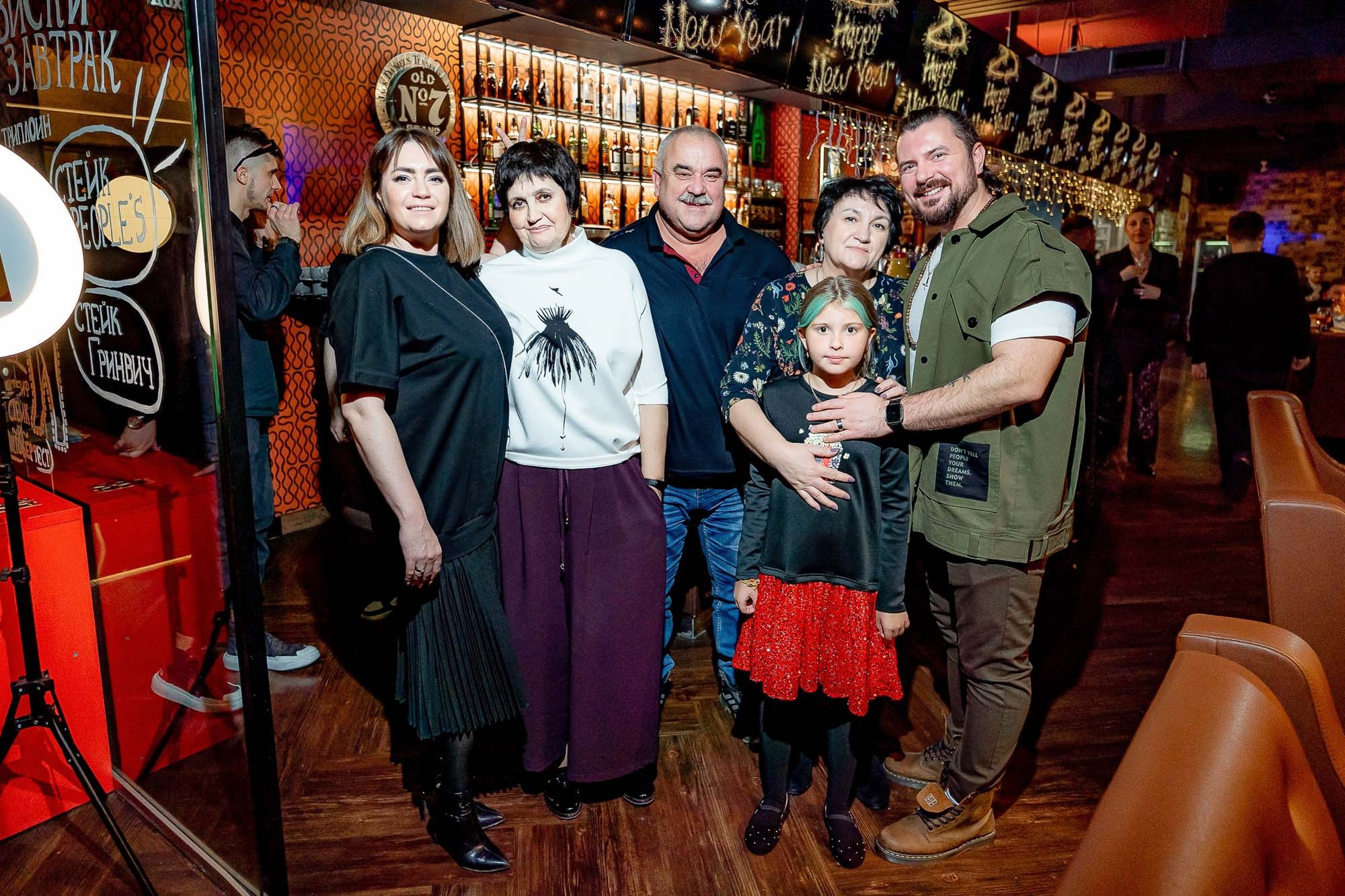 Новый год 2024 в Peoples. Сергей Кошкин. Репортажная и ивент-фотография в Сургуте