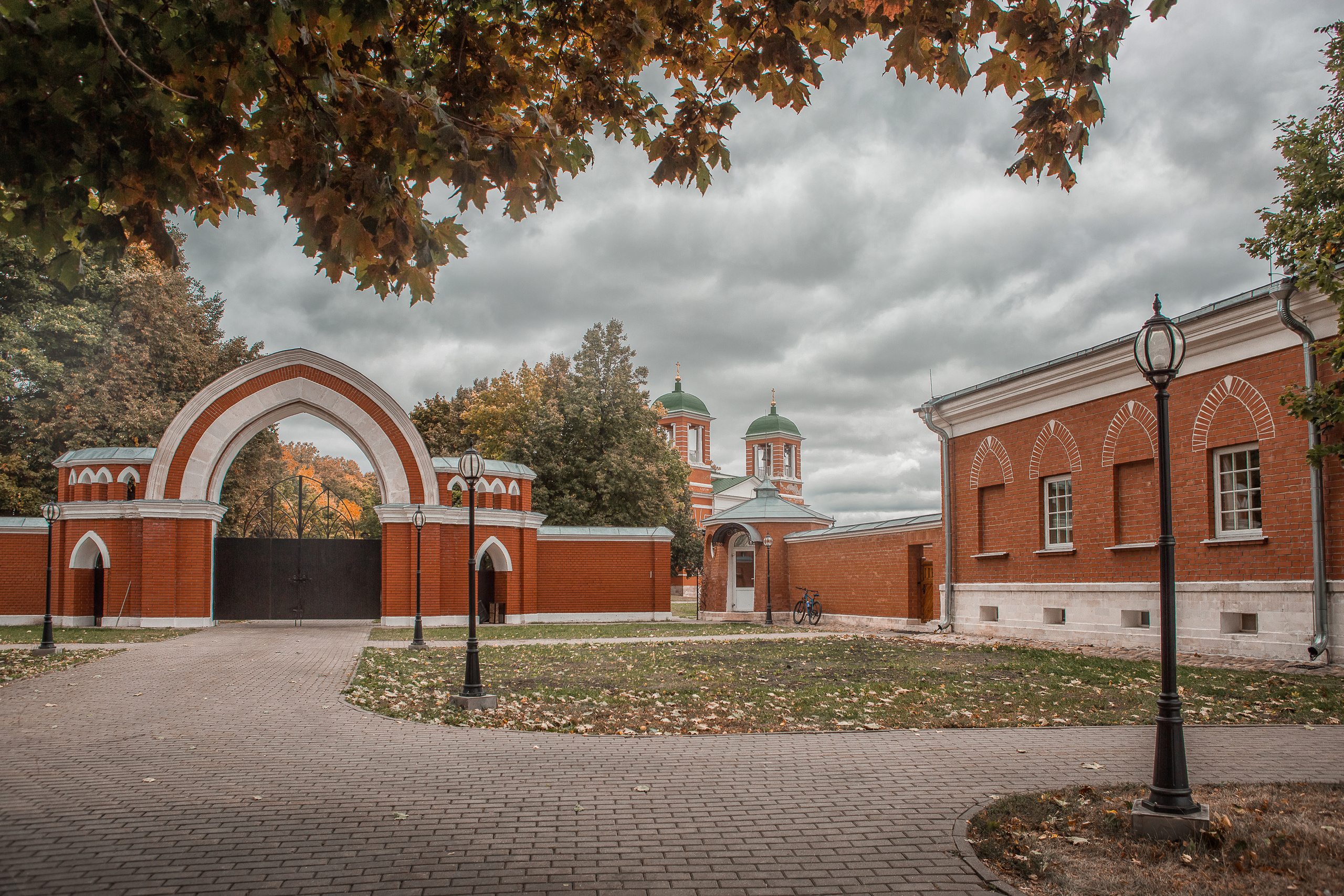 СКИТ СРЕТЕНСКОГО МОНАСТЫРЯ. Фотограф на крестины