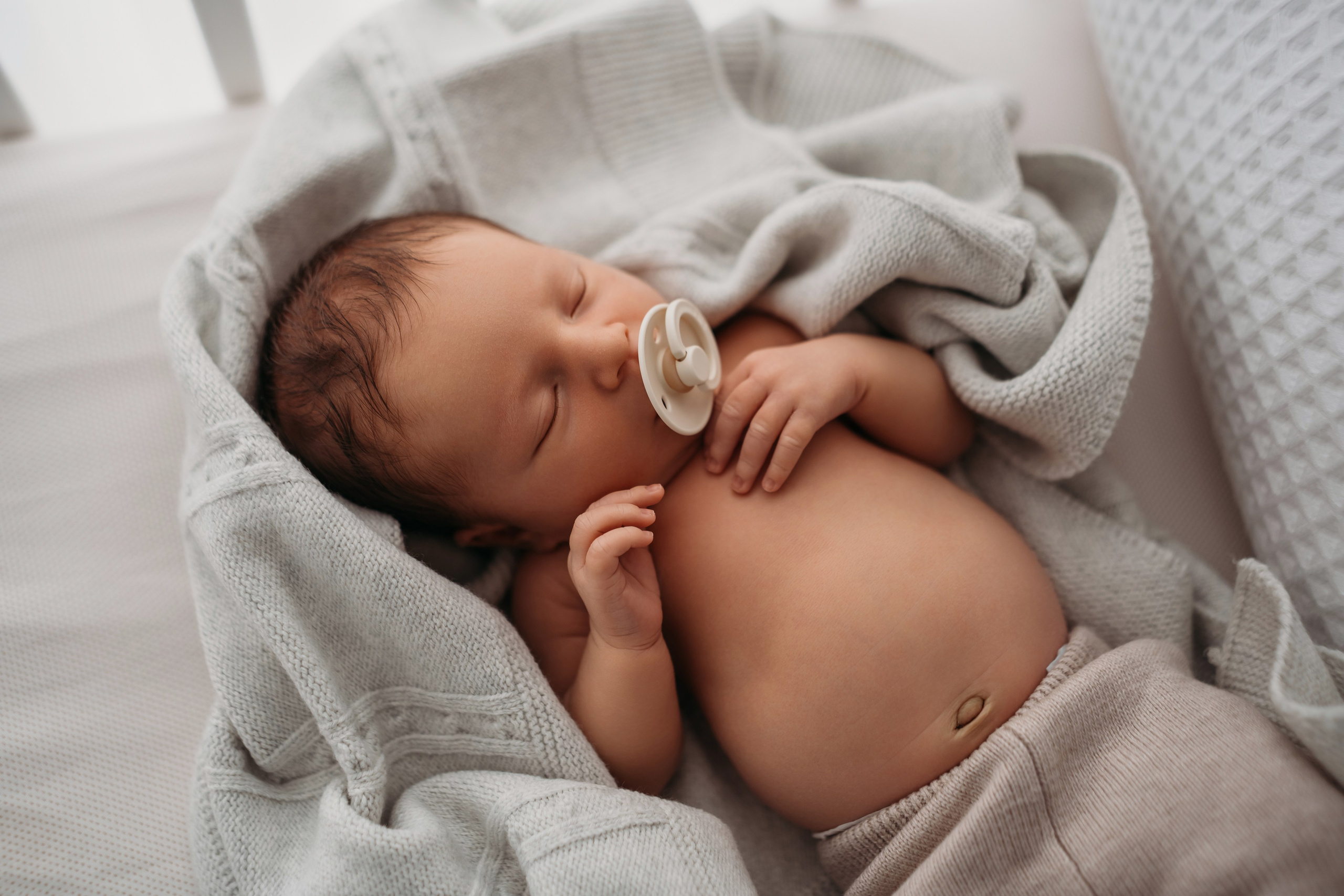 New LIFE 0-4 month. Фотограф Новорожденных в Москве. Семейные истории в стиле LIFE