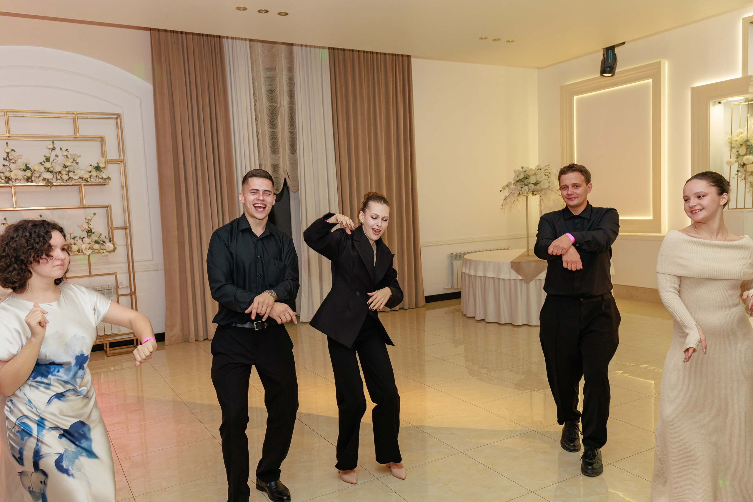 Данил и Сабина банкетный зал Beyaz Hall. Фотограф и видеограф в Крыму и Севастополе