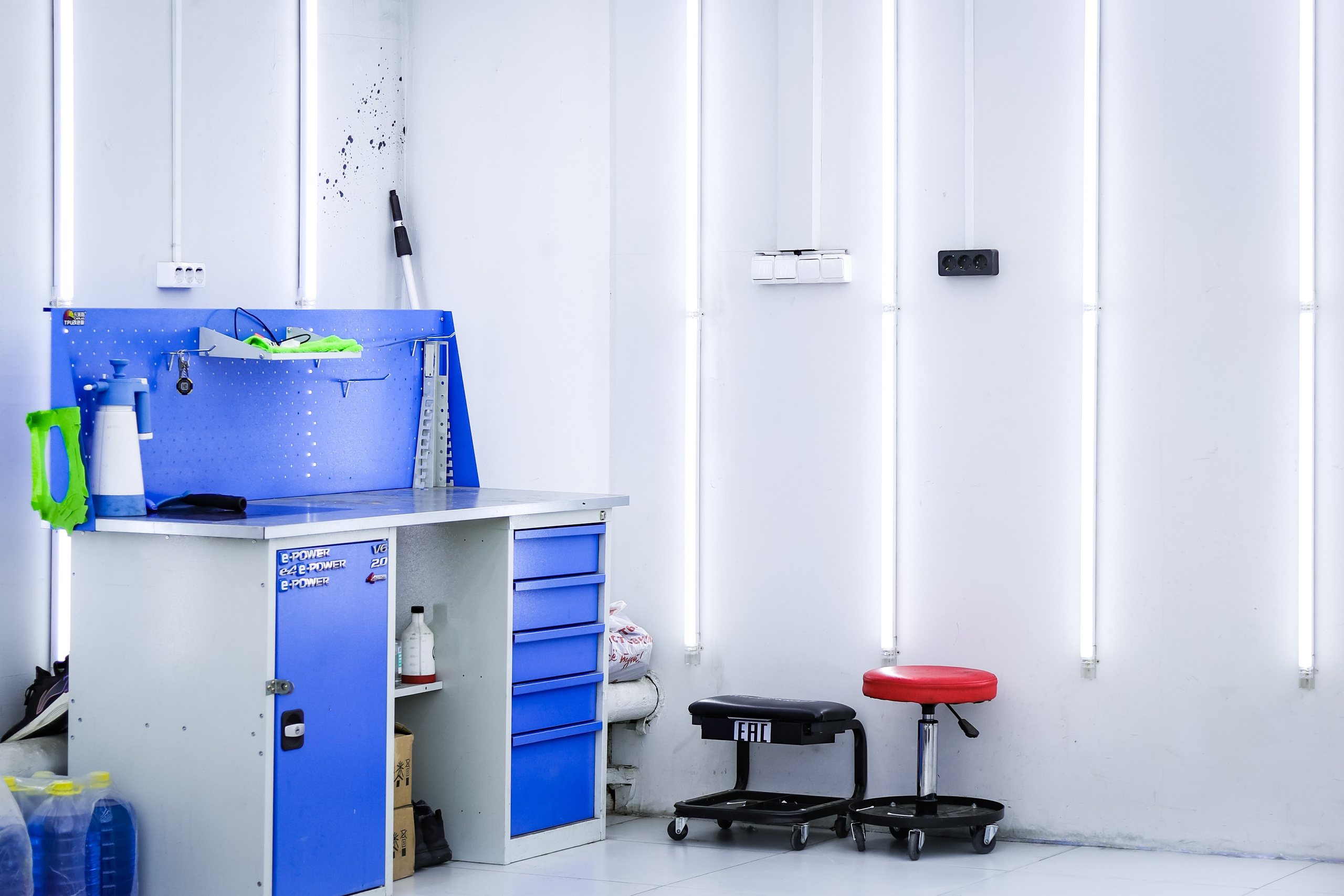 LUXE AUTO DETAILING. Mixturecaptures