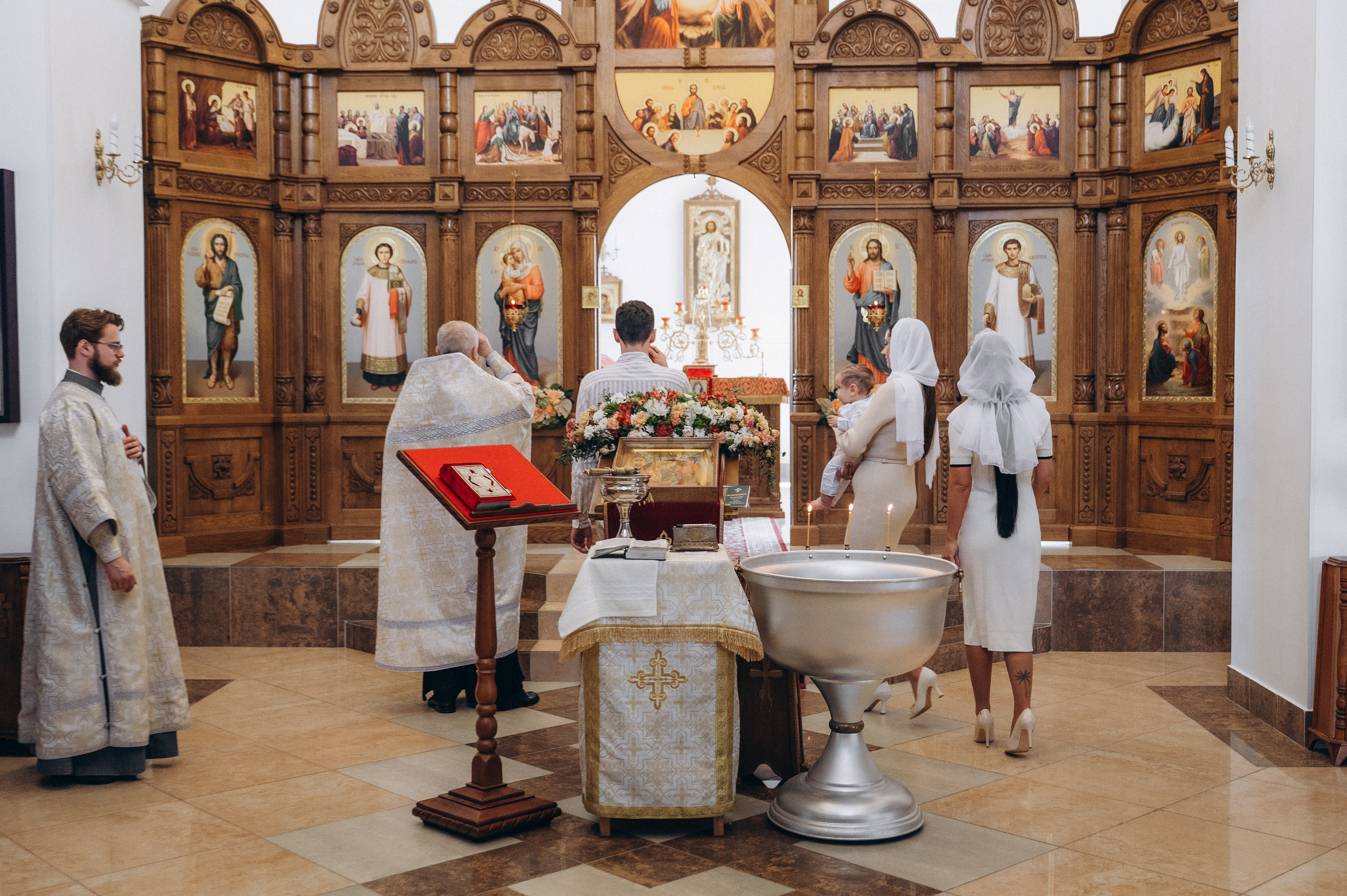 Крещение Мирона (Храм Преображения Господня). Семейный фотограф в Минске Дарья Дреко