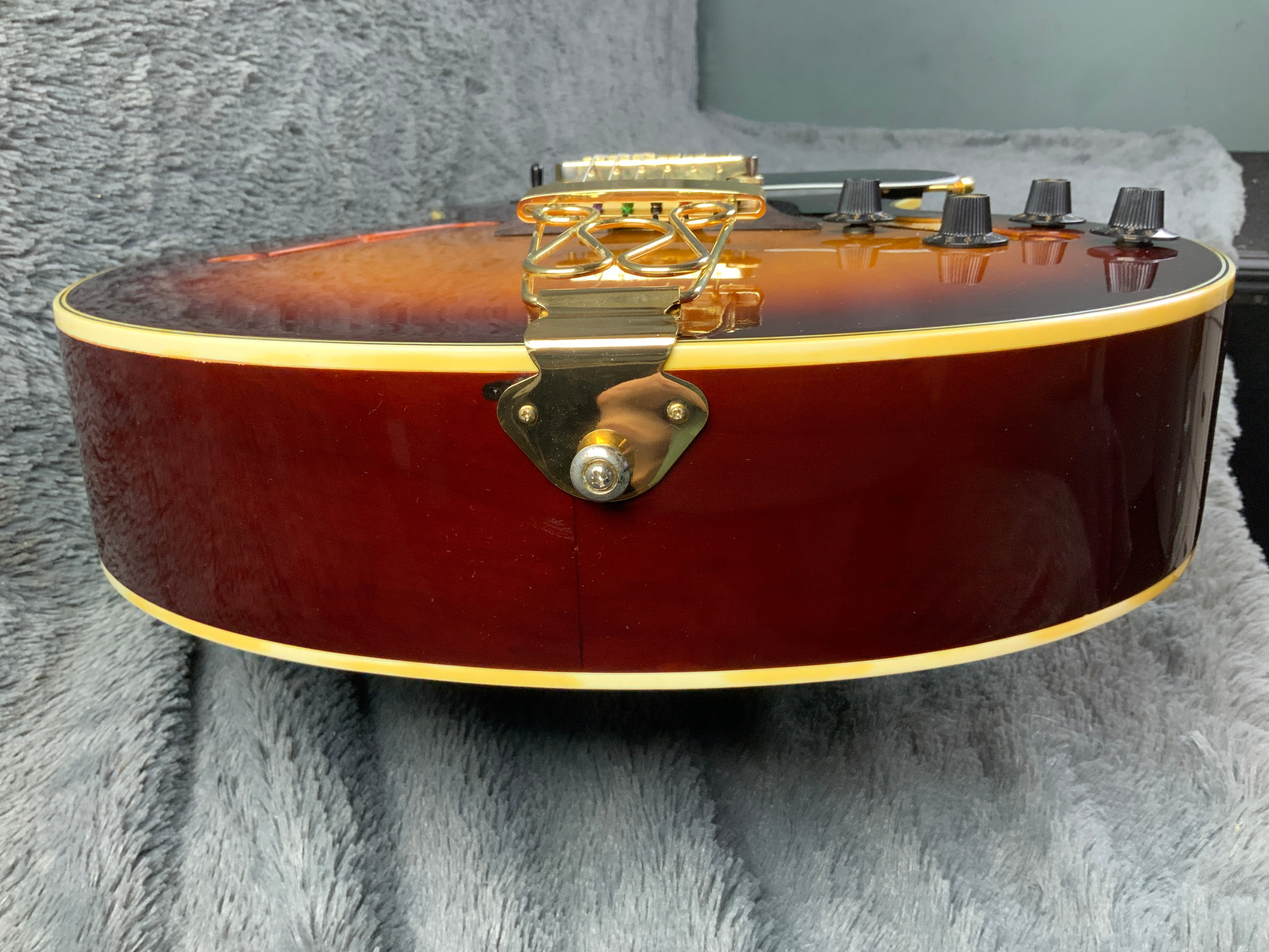 Maison FA-660 Hollow Body Made in Korea 80-90's