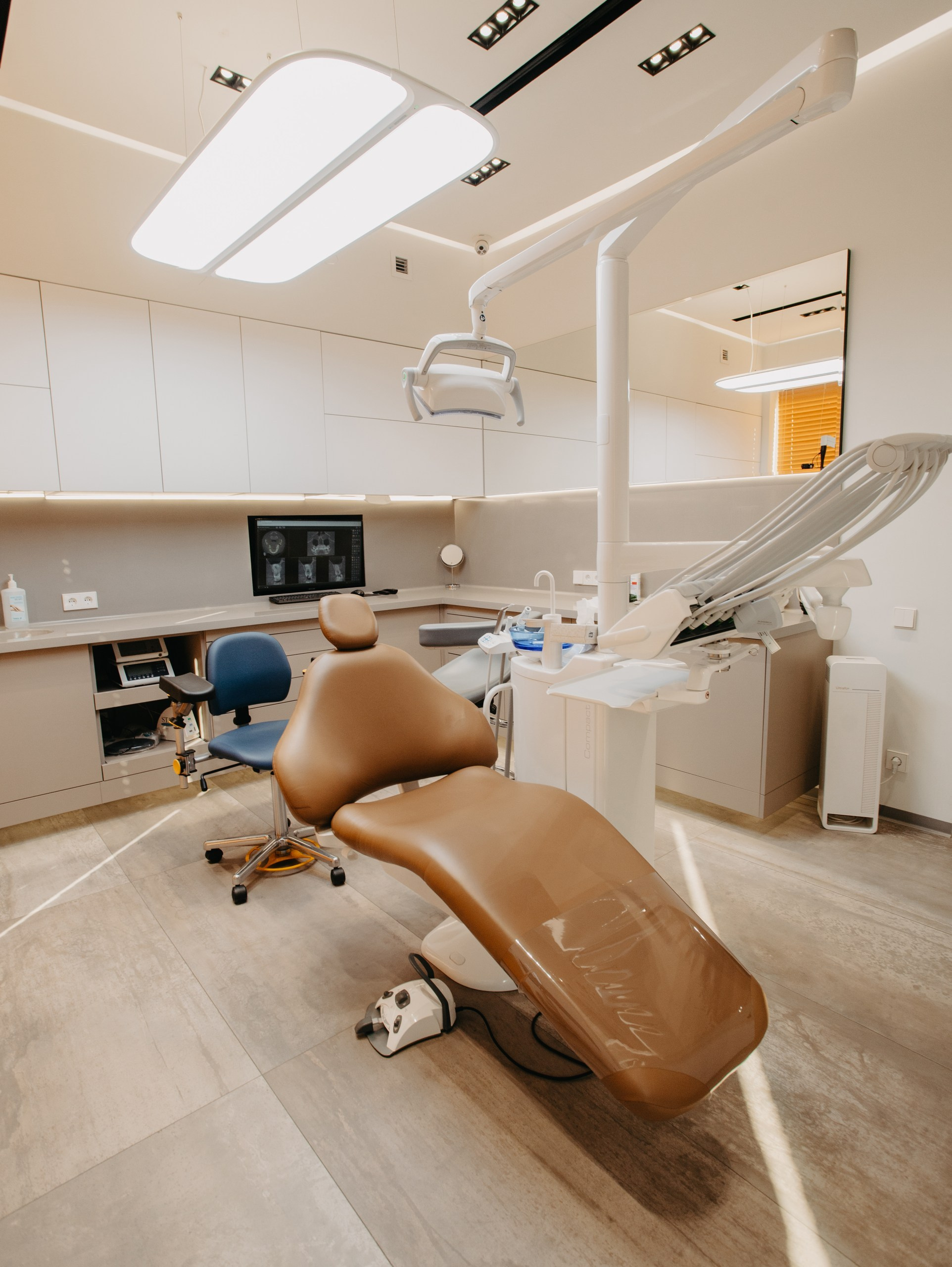 Karasaev Dental. Коммерческий и некоммерческий фотограф в Алматы Сланбек Адиль