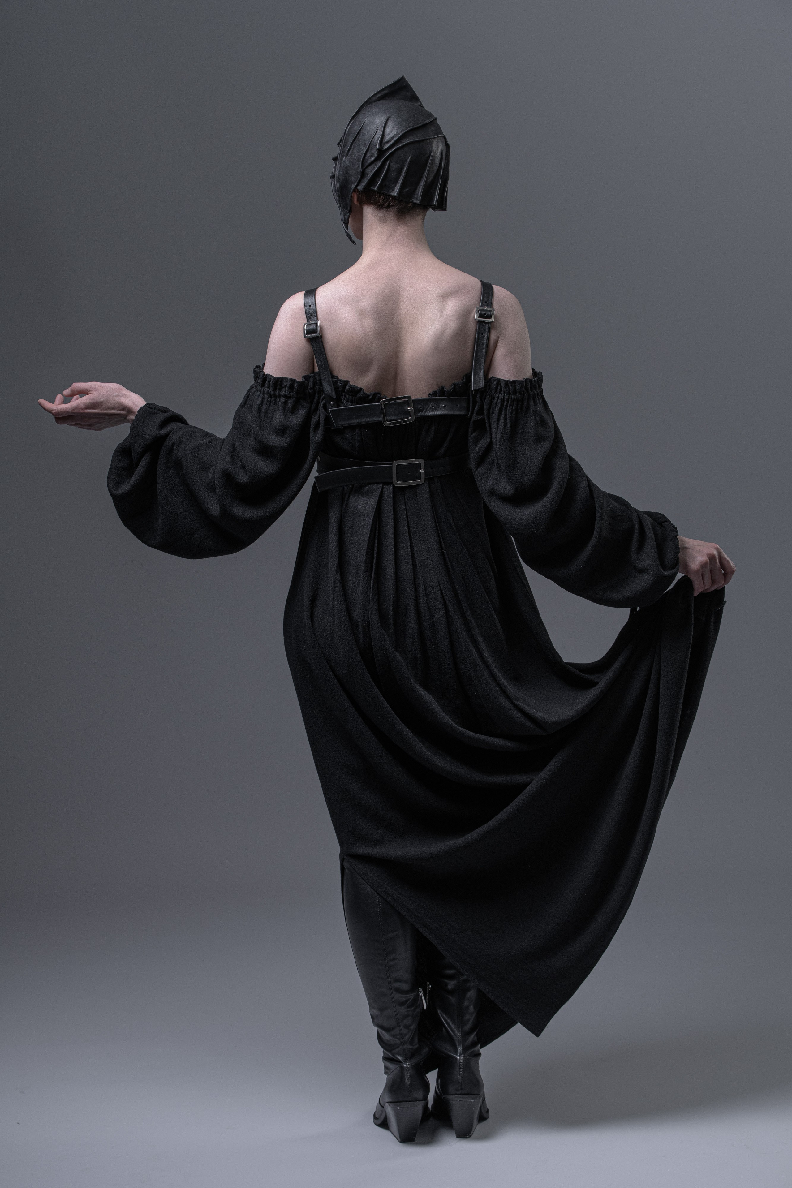 Black leather. Portrait photographer in Minsk Slava Potalakh