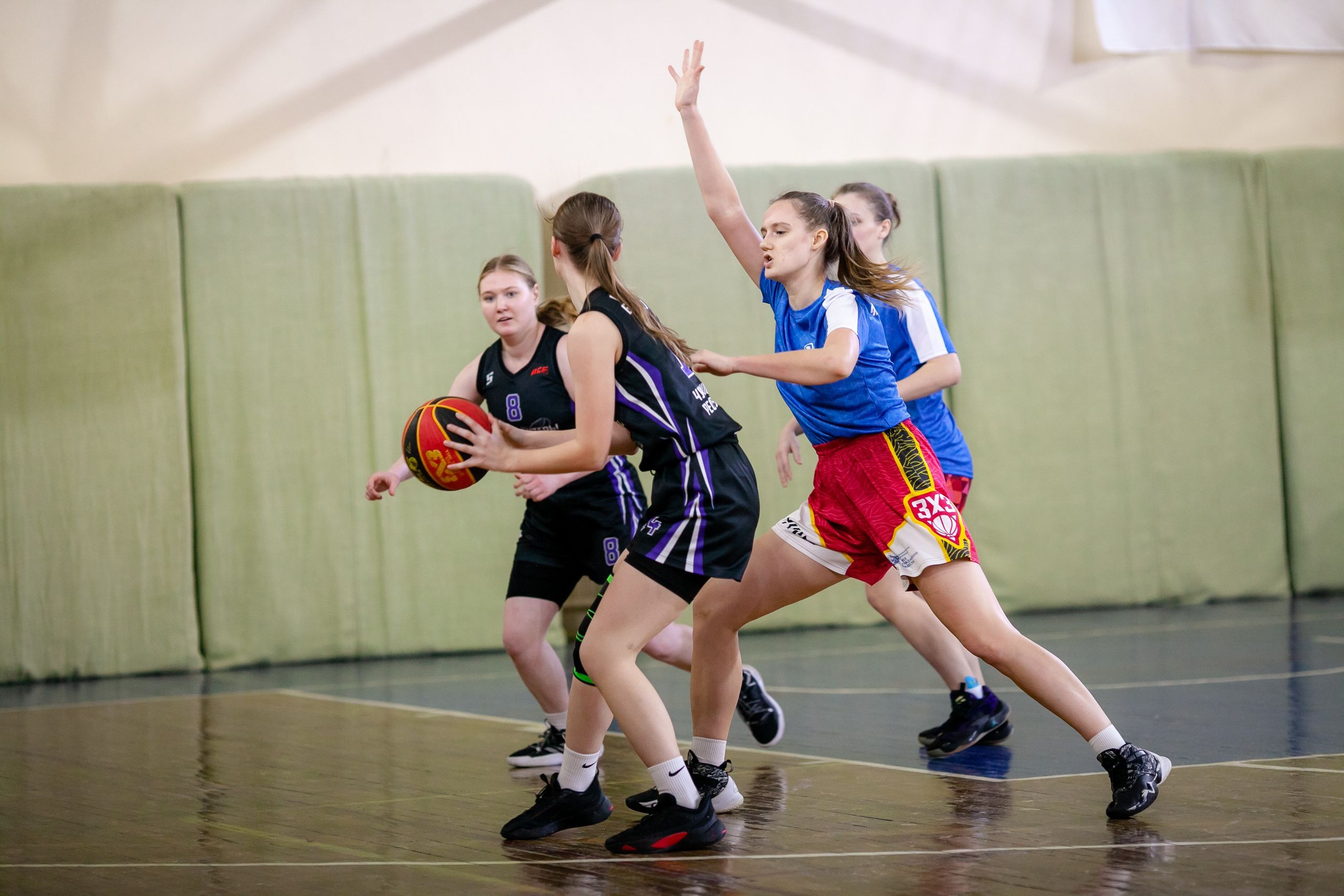 3×3. Фотография