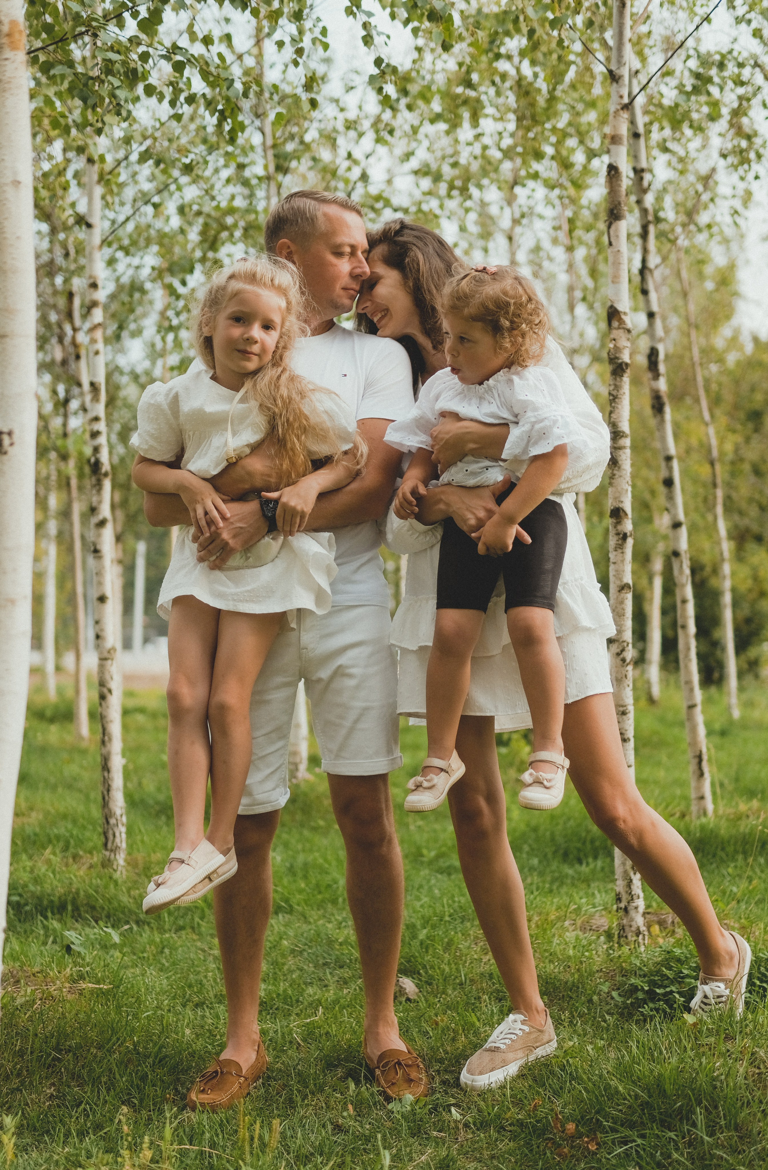 Семейная фотосессия, фотосессия в Москве. Ньюборн и детский фотограф в Москве Шигина Марина