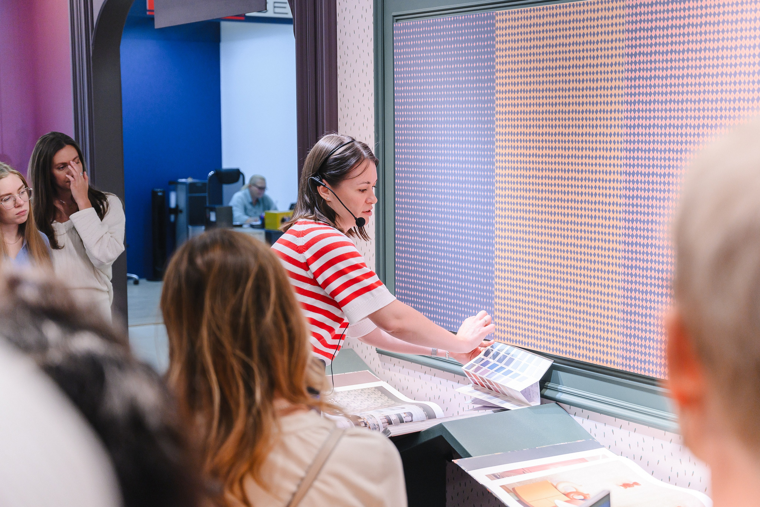 Семинар-экскурсия. Искусство колористики: современные подходы к выбору цветовых палитр. Фотограф Лопаткина Ирина