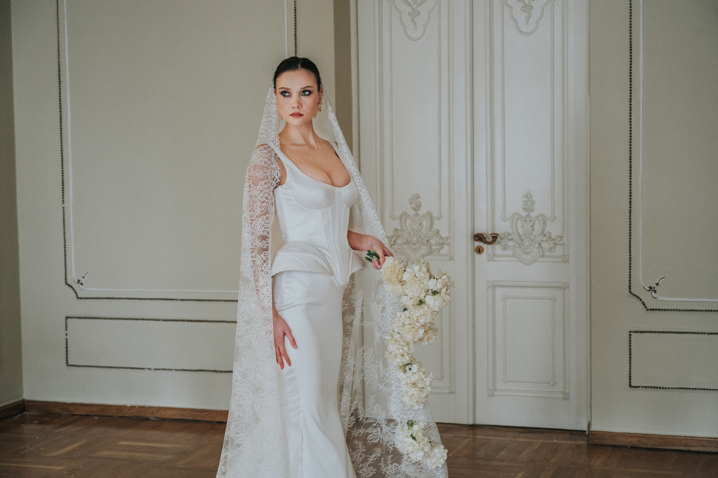 Особняк Ермолинского. Свадебный фотограф в Белгороде, Воронеже, Алексеевке, Старом Осколе, Губкине, Россоши