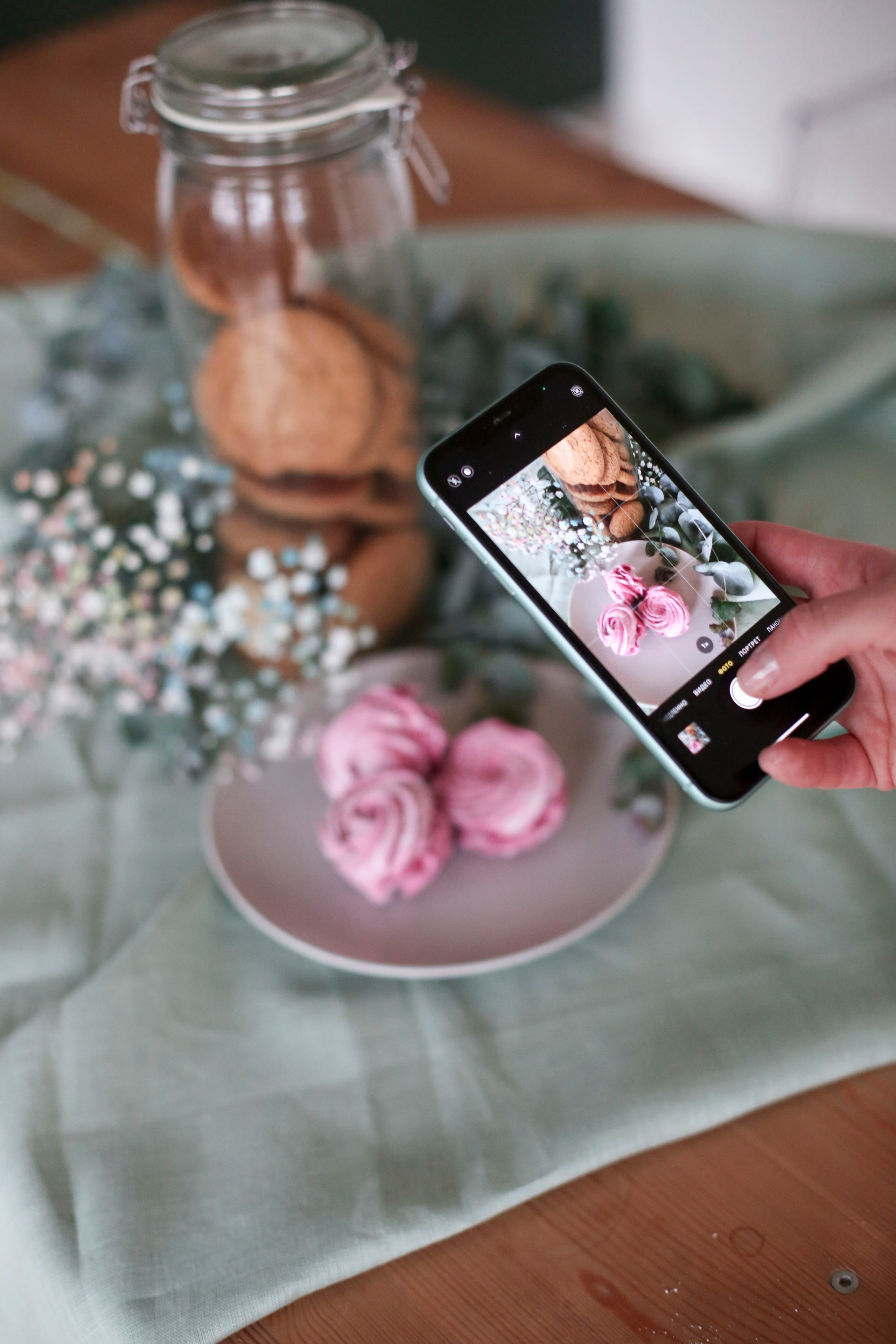 Кондитер, преподаватель, маркетолог. Контент фотограф и видеооператор для бизнеса в Москве и Калуге