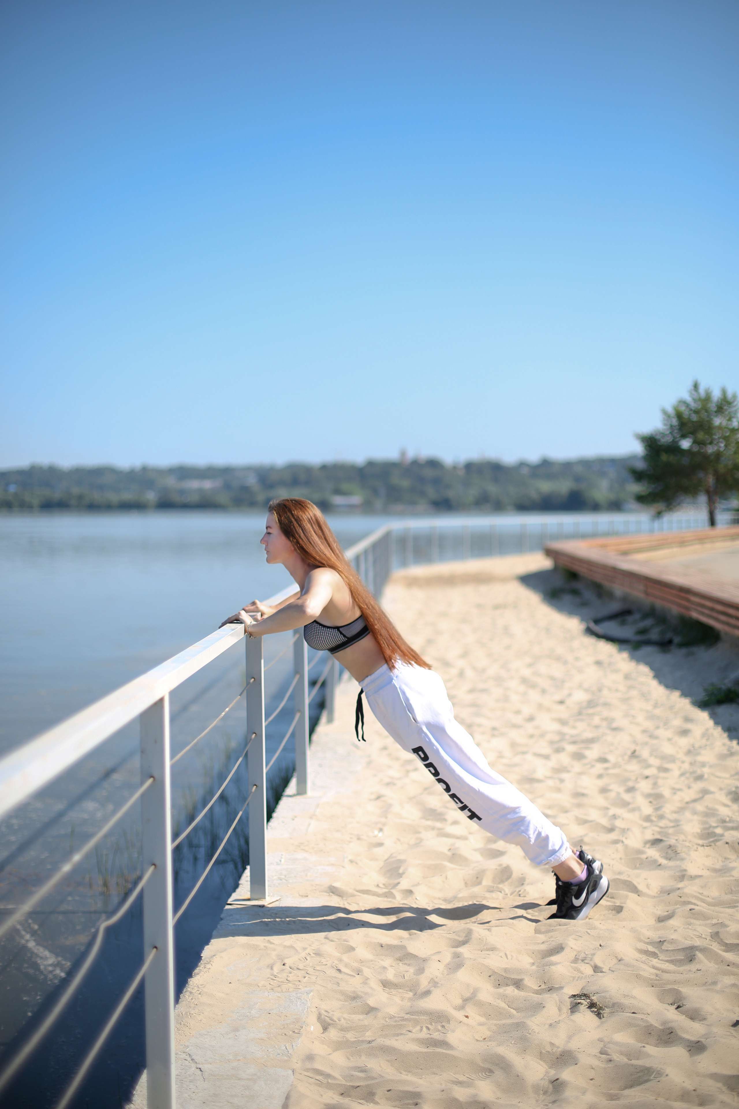 Фитнес-тренер. Экспресс съемка. Контент фотограф и видеооператор для бизнеса в Москве и Калуге