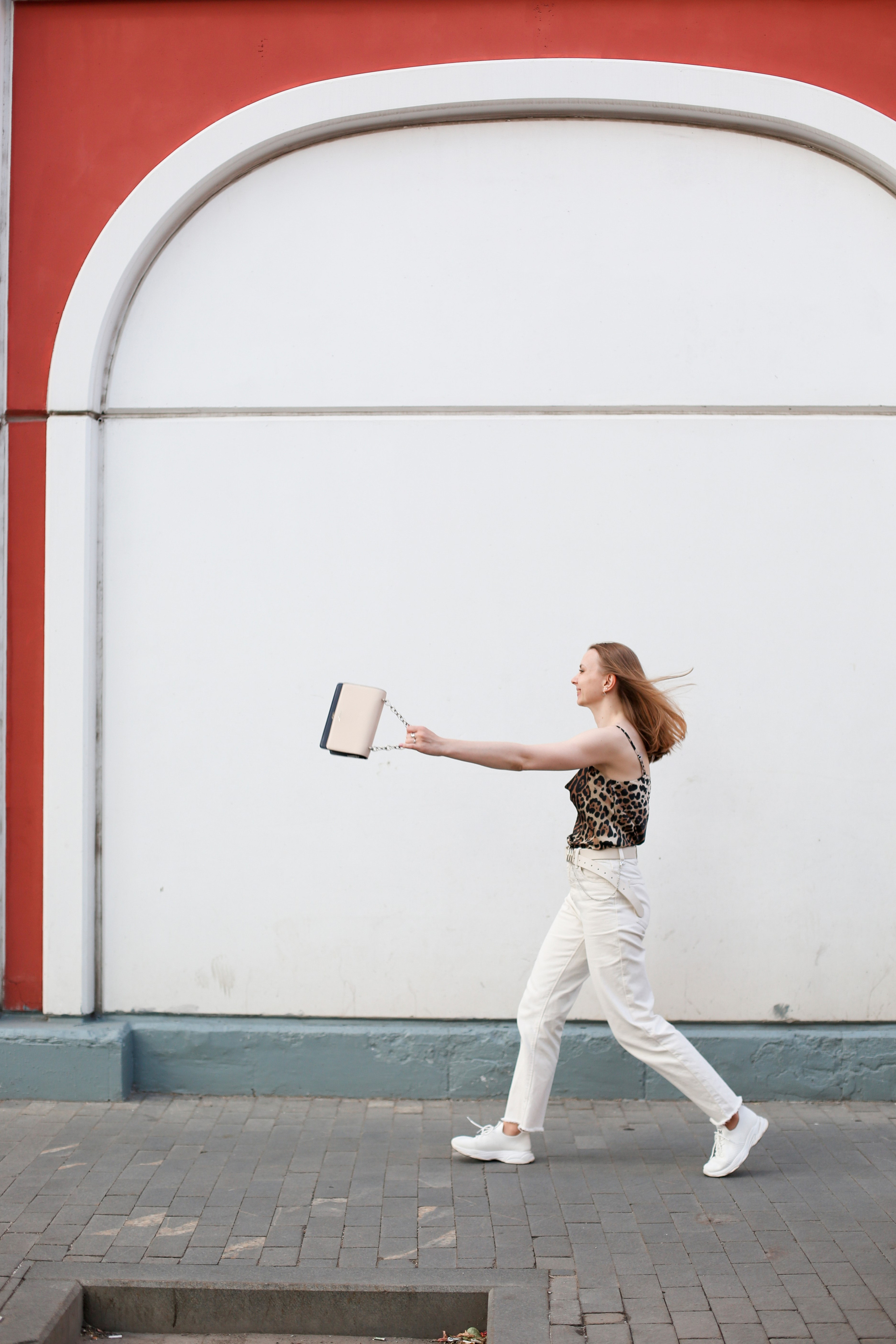 Стилист, мама. Контент фотограф и видеооператор для бизнеса в Москве и Калуге