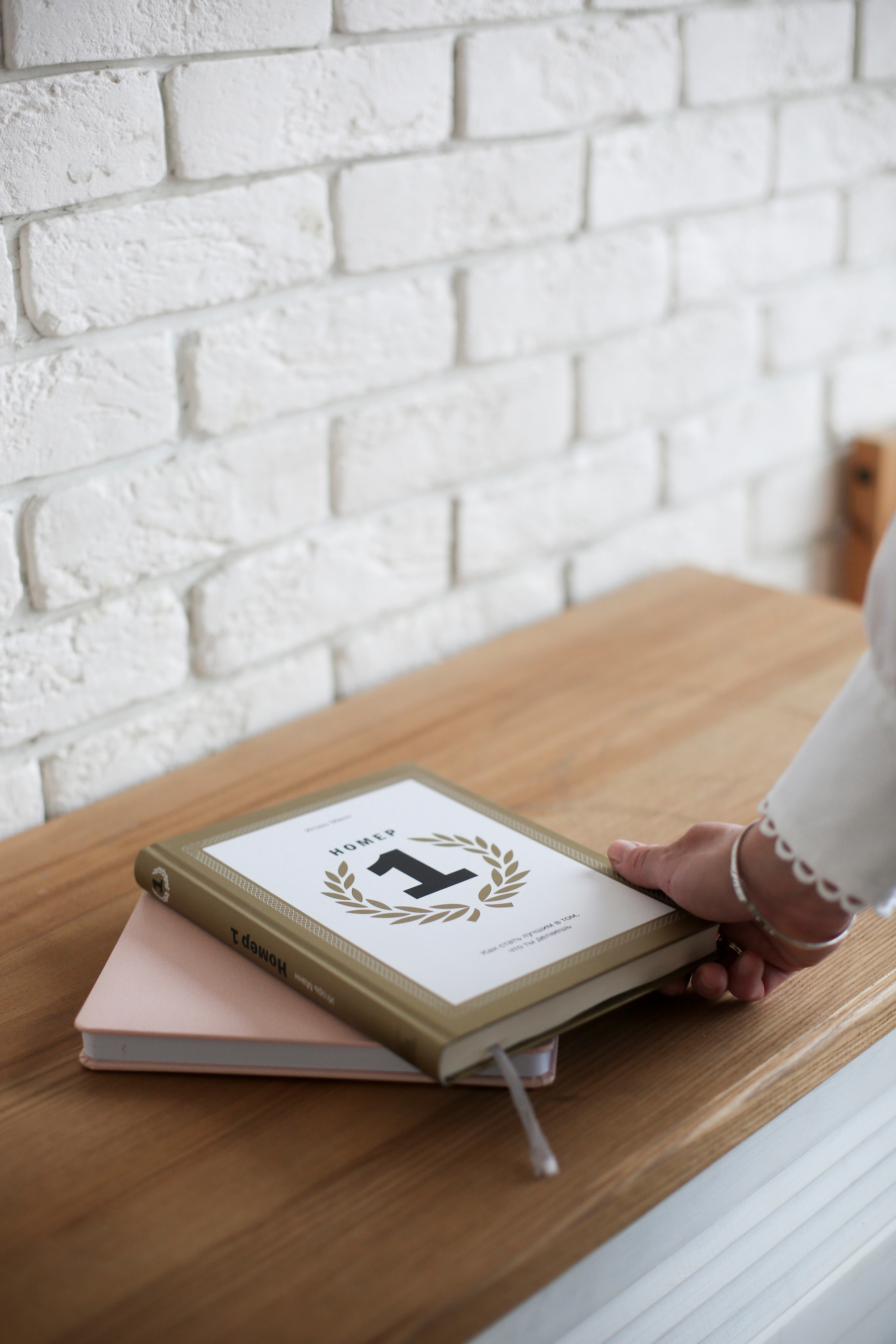 Кондитер, преподаватель, маркетолог. Контент фотограф и видеооператор для бизнеса в Москве и Калуге