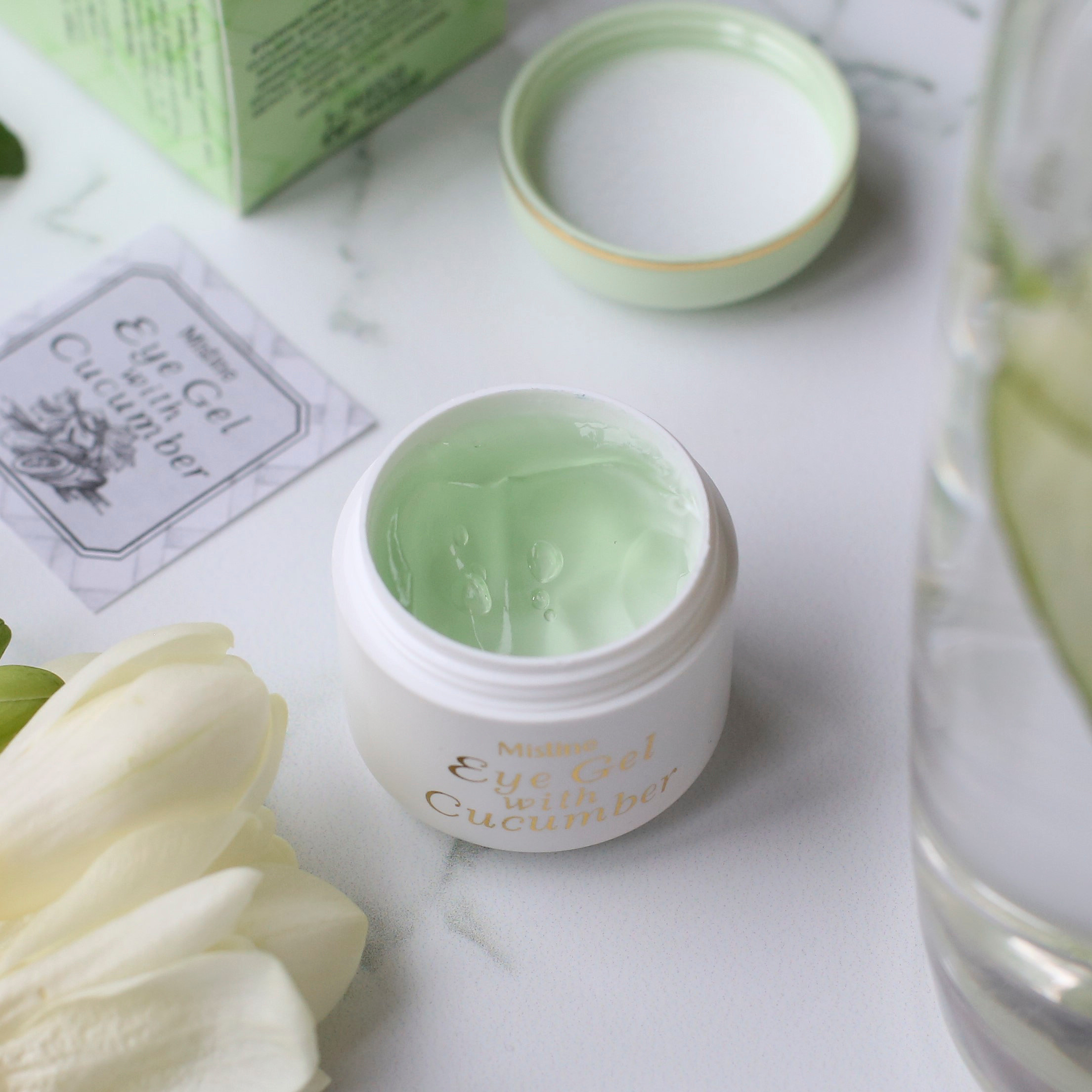 Владелица магазина азиатской косметики. Контент фотограф и видеооператор для бизнеса в Москве и Калуге