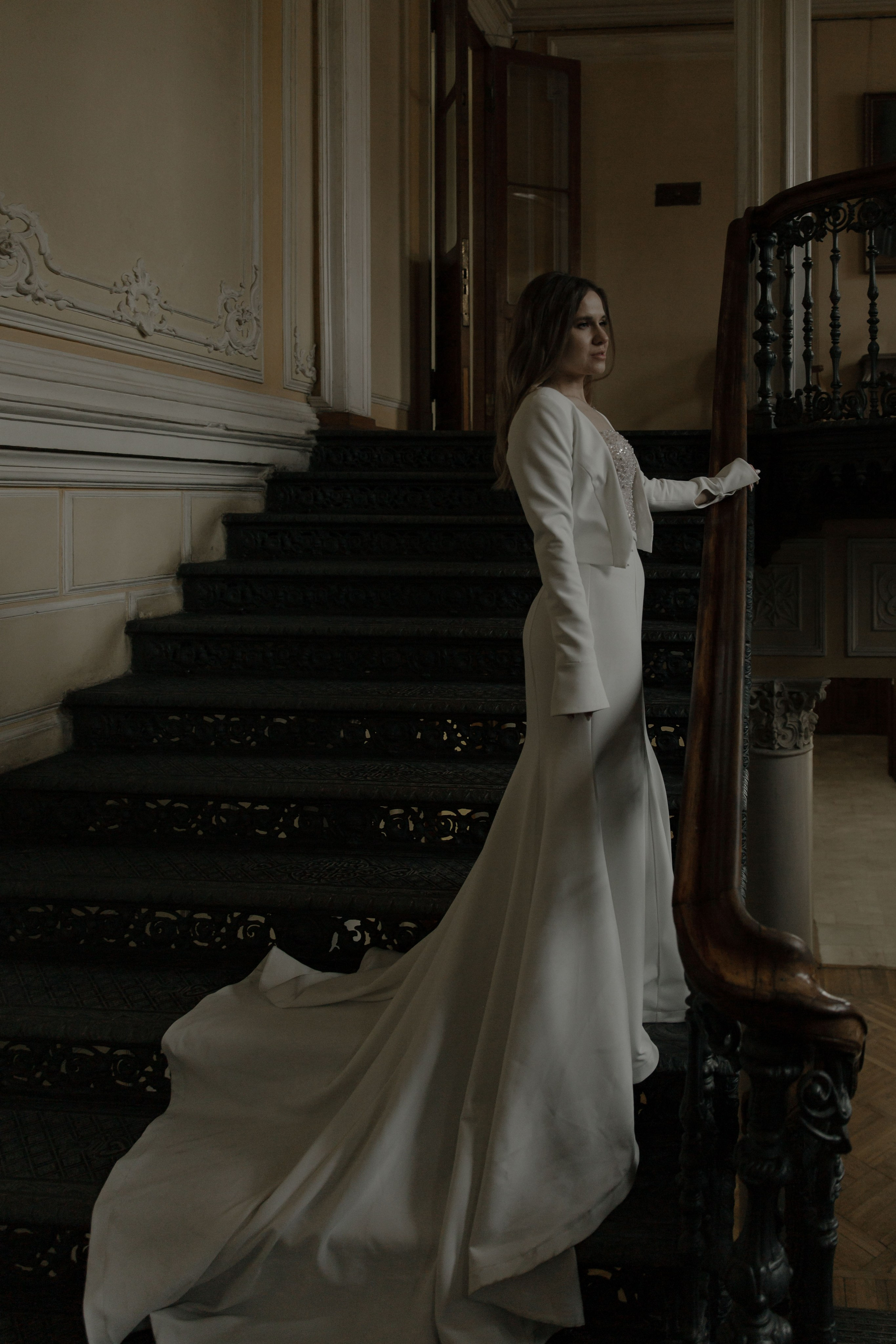 07.05.2024. RETOUCH-HOUSE