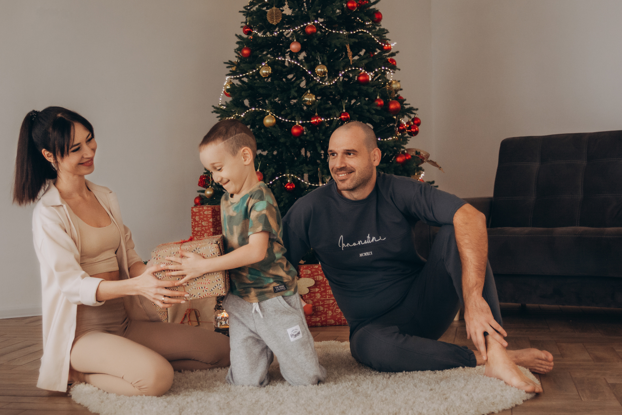 Новогодняя фотосессия Юлия и семья. Семейный и детский фотограф Кущ Наташа