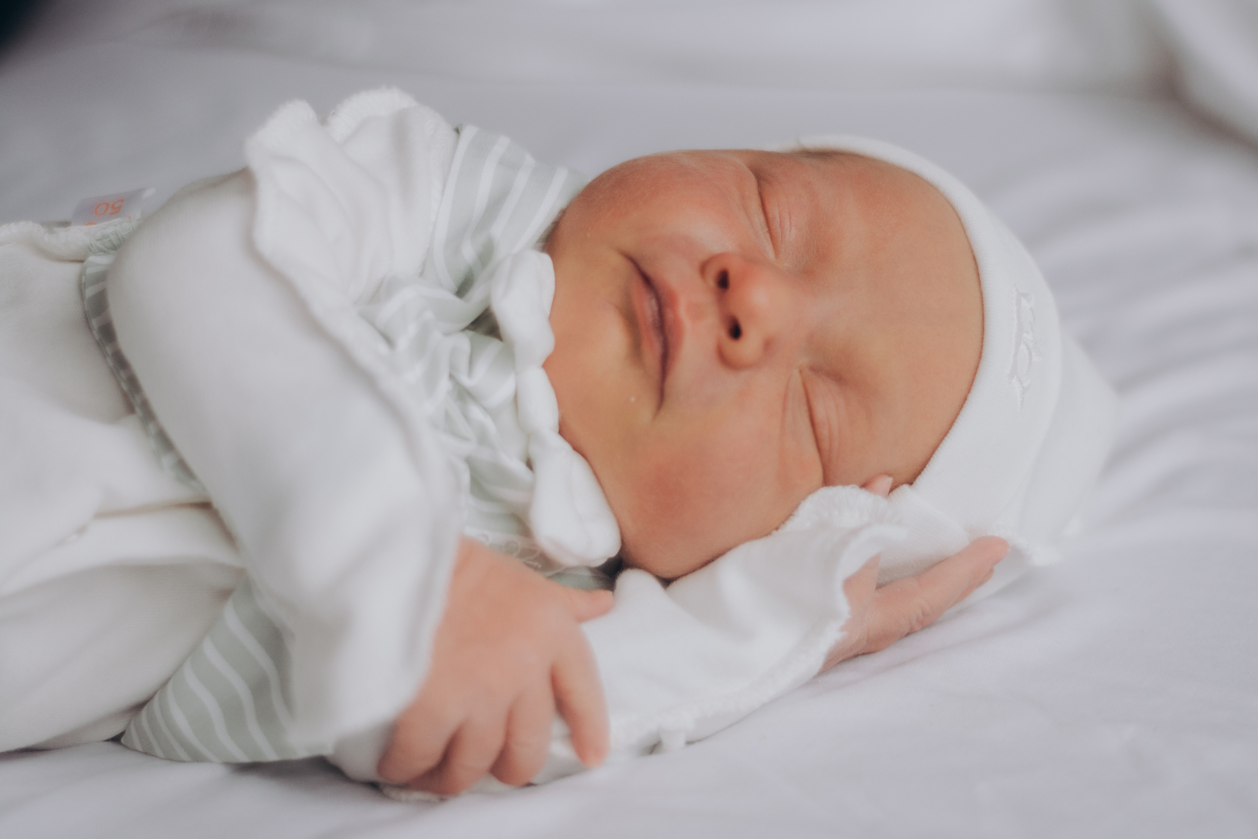 Фотосессия новорожденного Вани. Семейный и детский фотограф Кущ Наташа