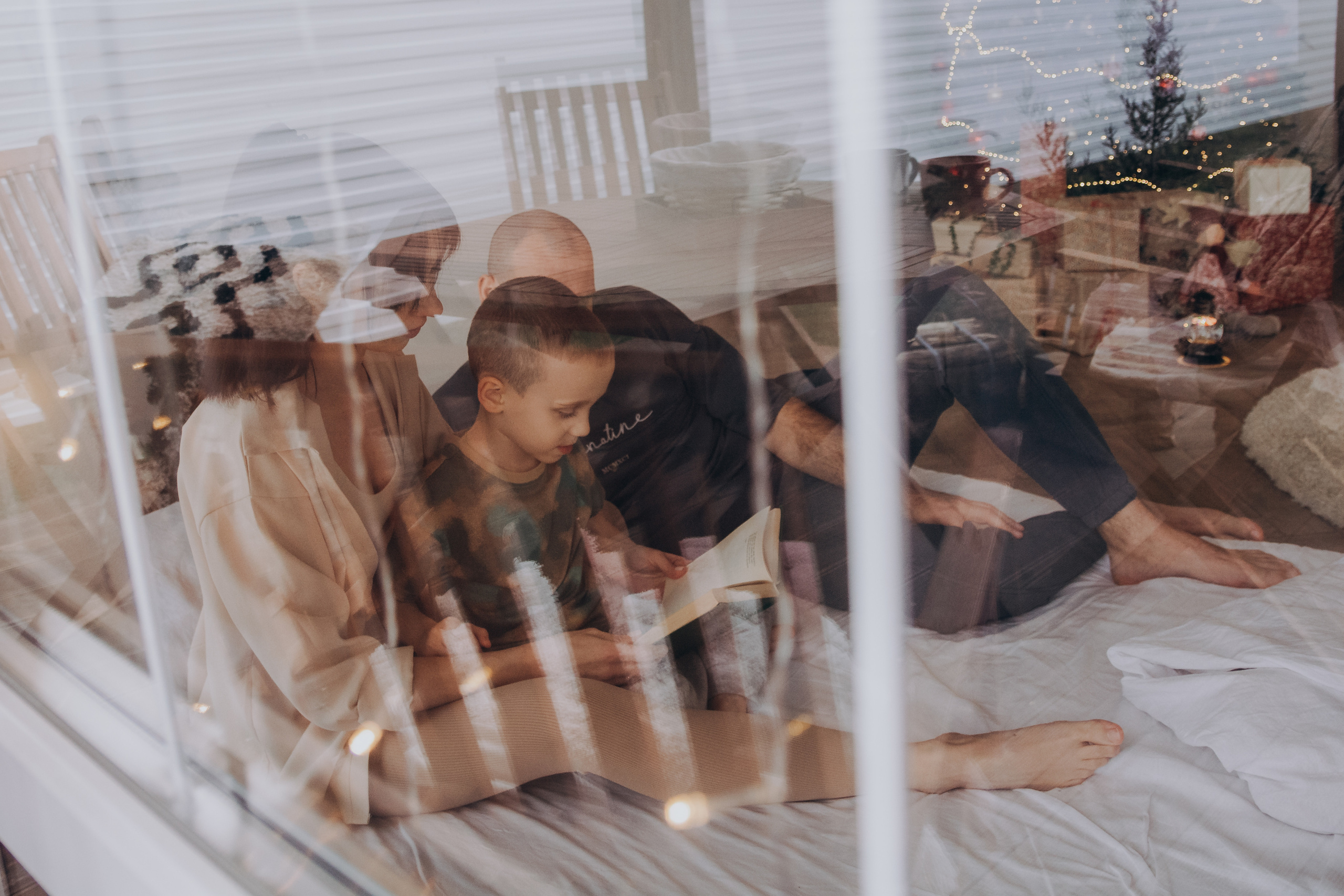 Новогодняя фотосессия Юлия и семья. Семейный и детский фотограф Кущ Наташа