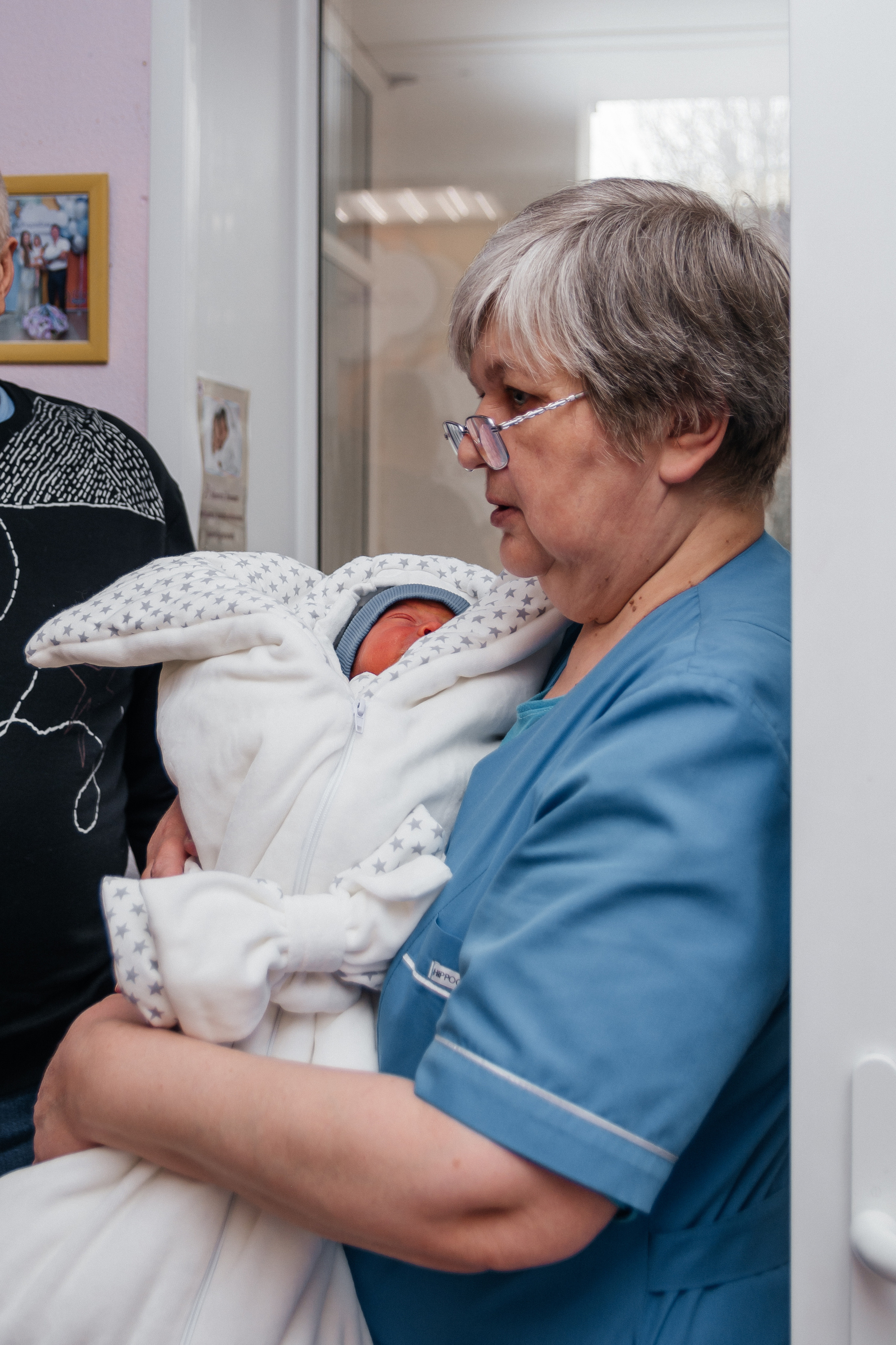 Выписка из роддома Надя. Семейный и детский фотограф Кущ Наташа