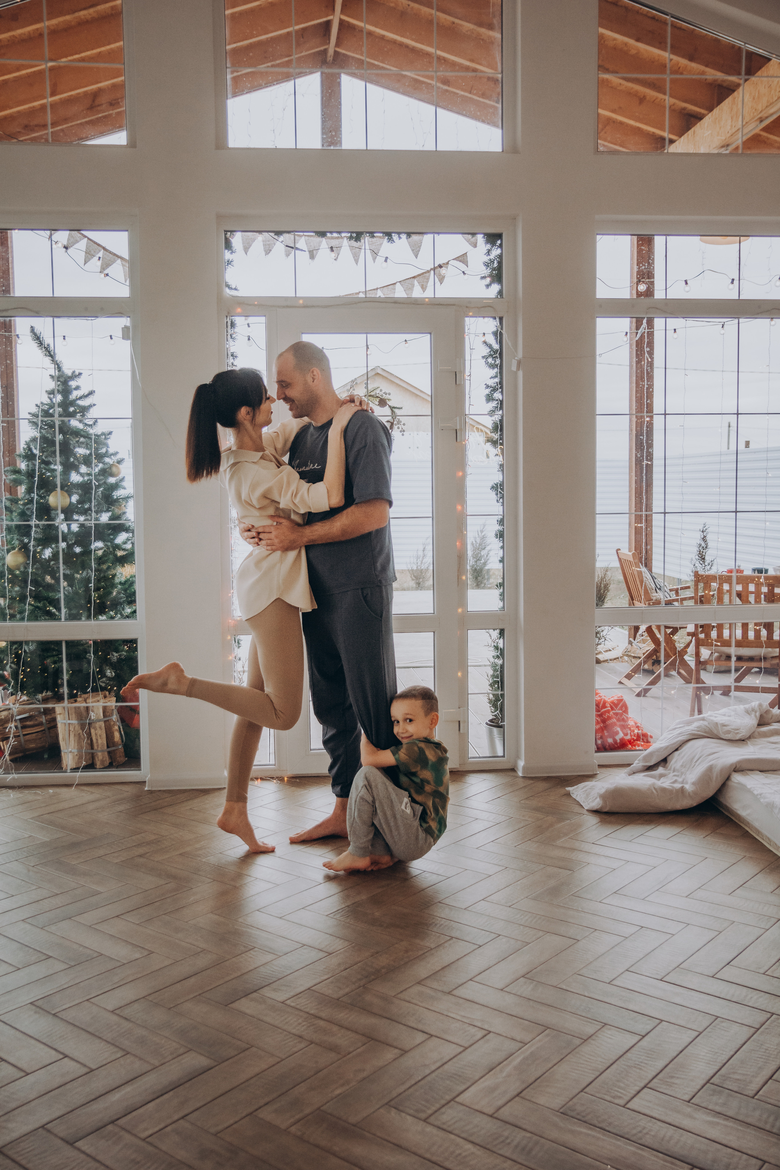 Новогодняя фотосессия Юлия и семья. Семейный и детский фотограф Кущ Наташа