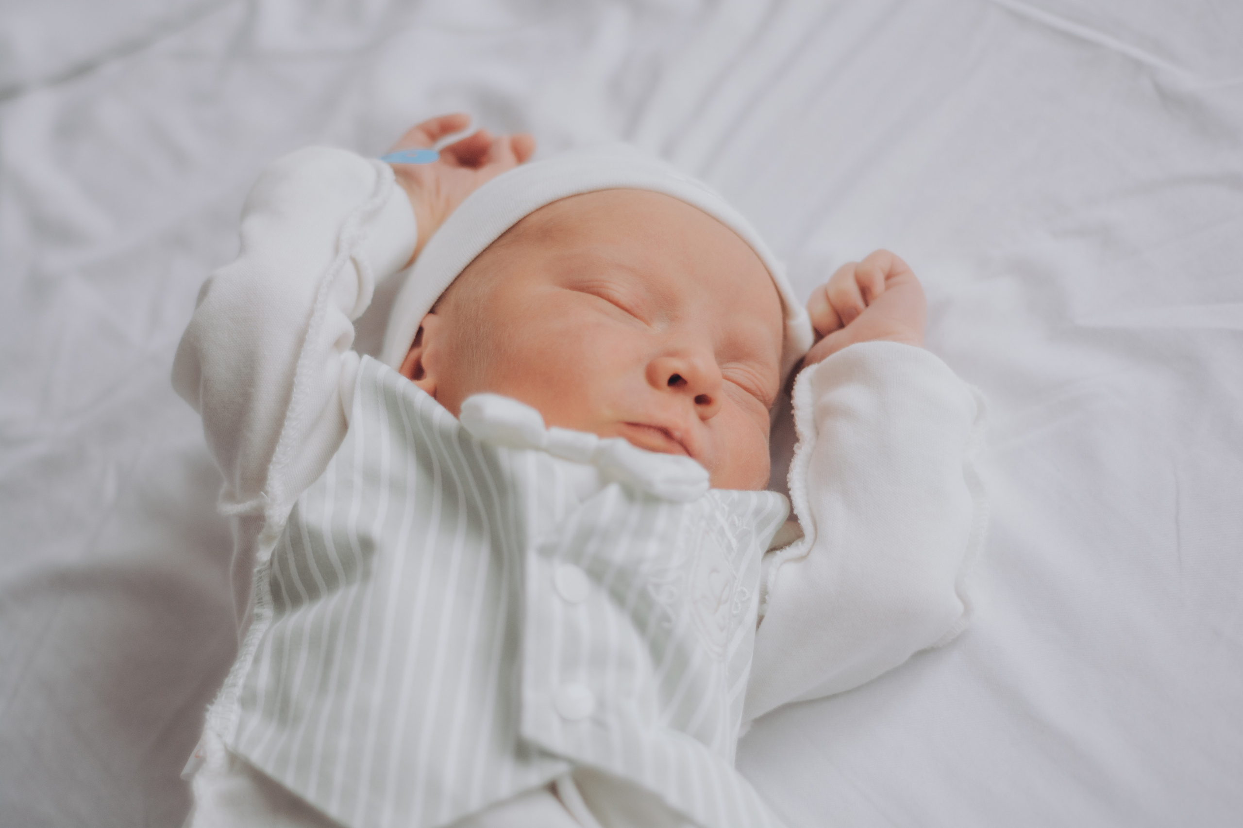 Фотосессия новорожденного Вани. Семейный и детский фотограф Кущ Наташа