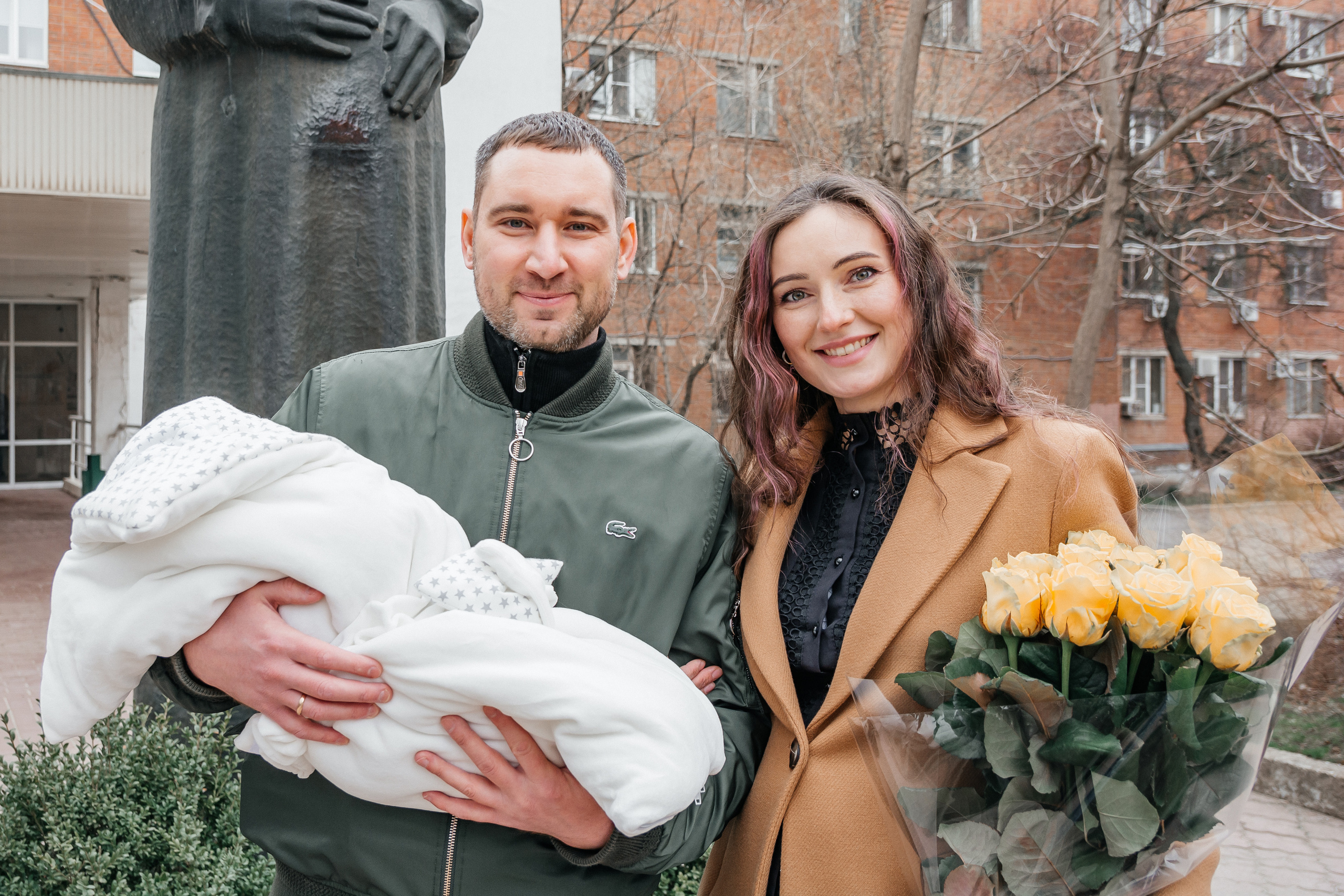 Выписка из роддома Надя. Семейный и детский фотограф Кущ Наташа